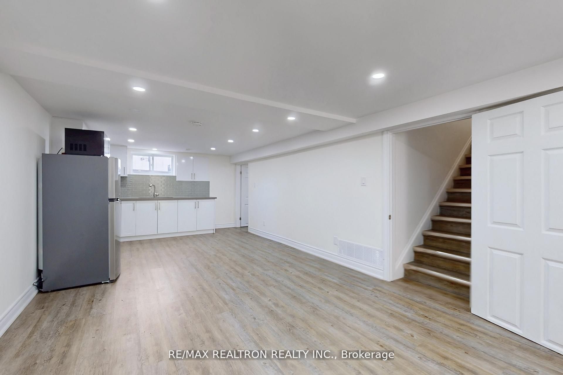 59 Machell Avenue Property Photo 31
