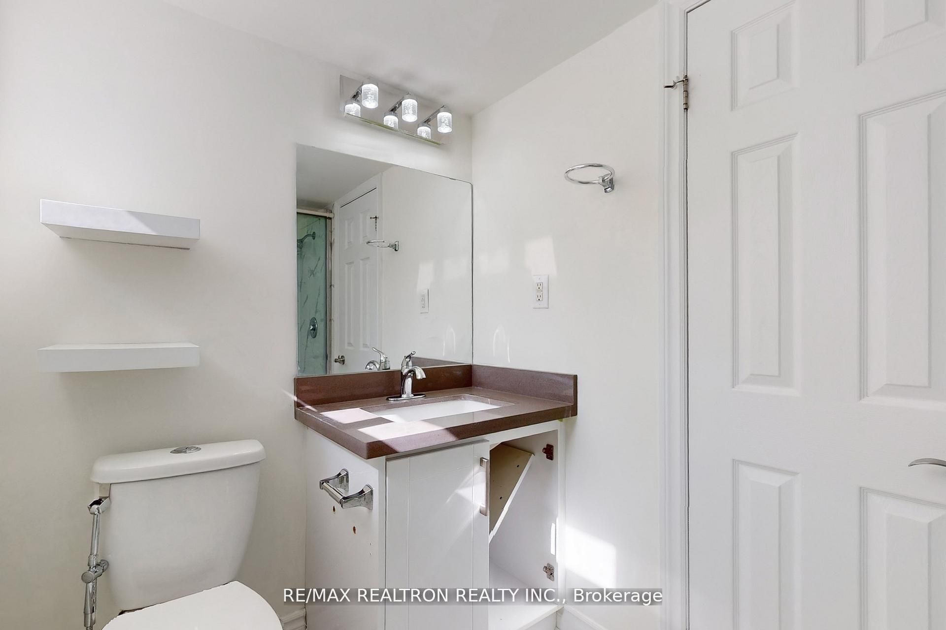 59 Machell Avenue Property Photo 41