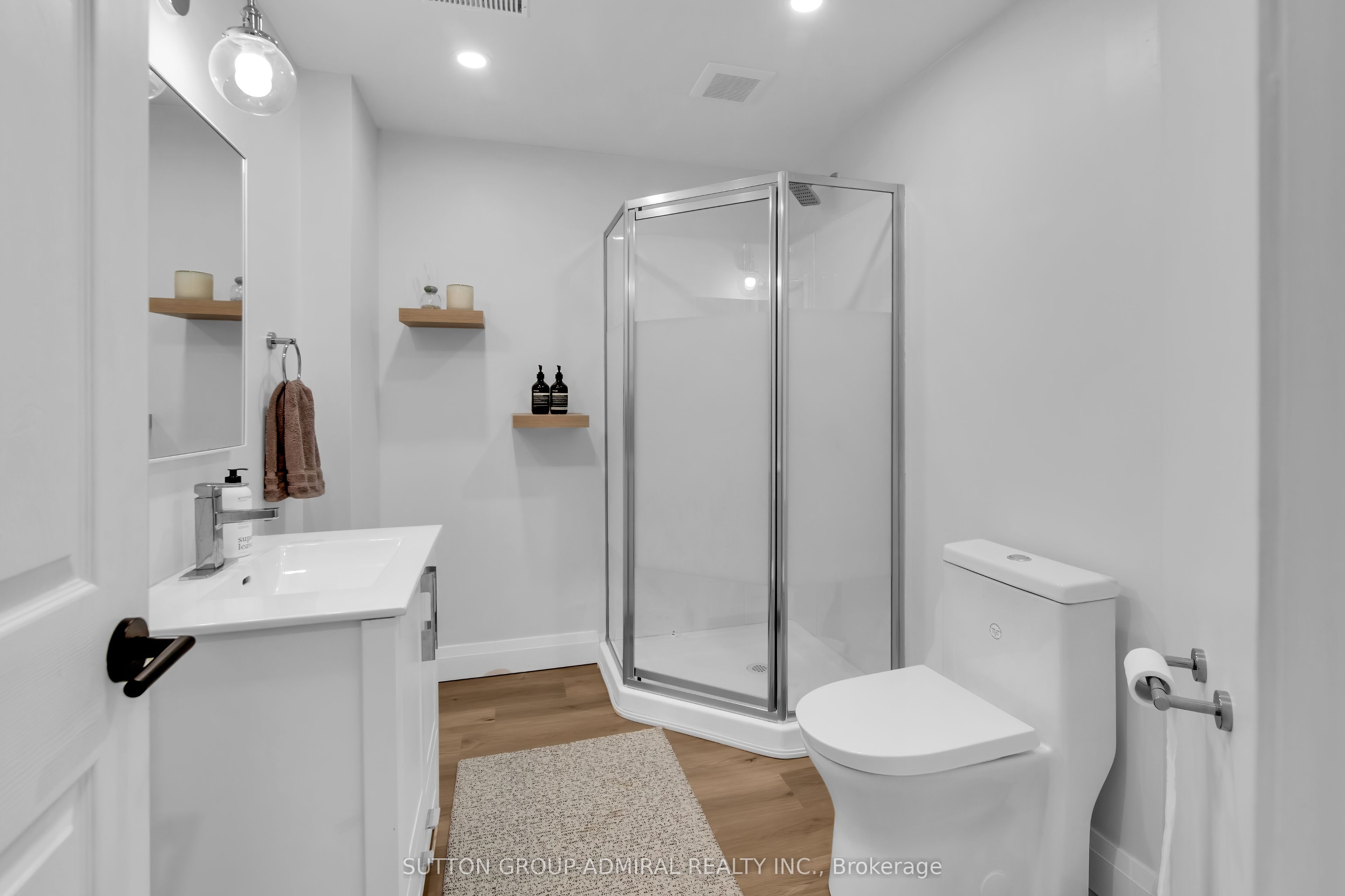 253 Charlton Avenue Property Photo 27