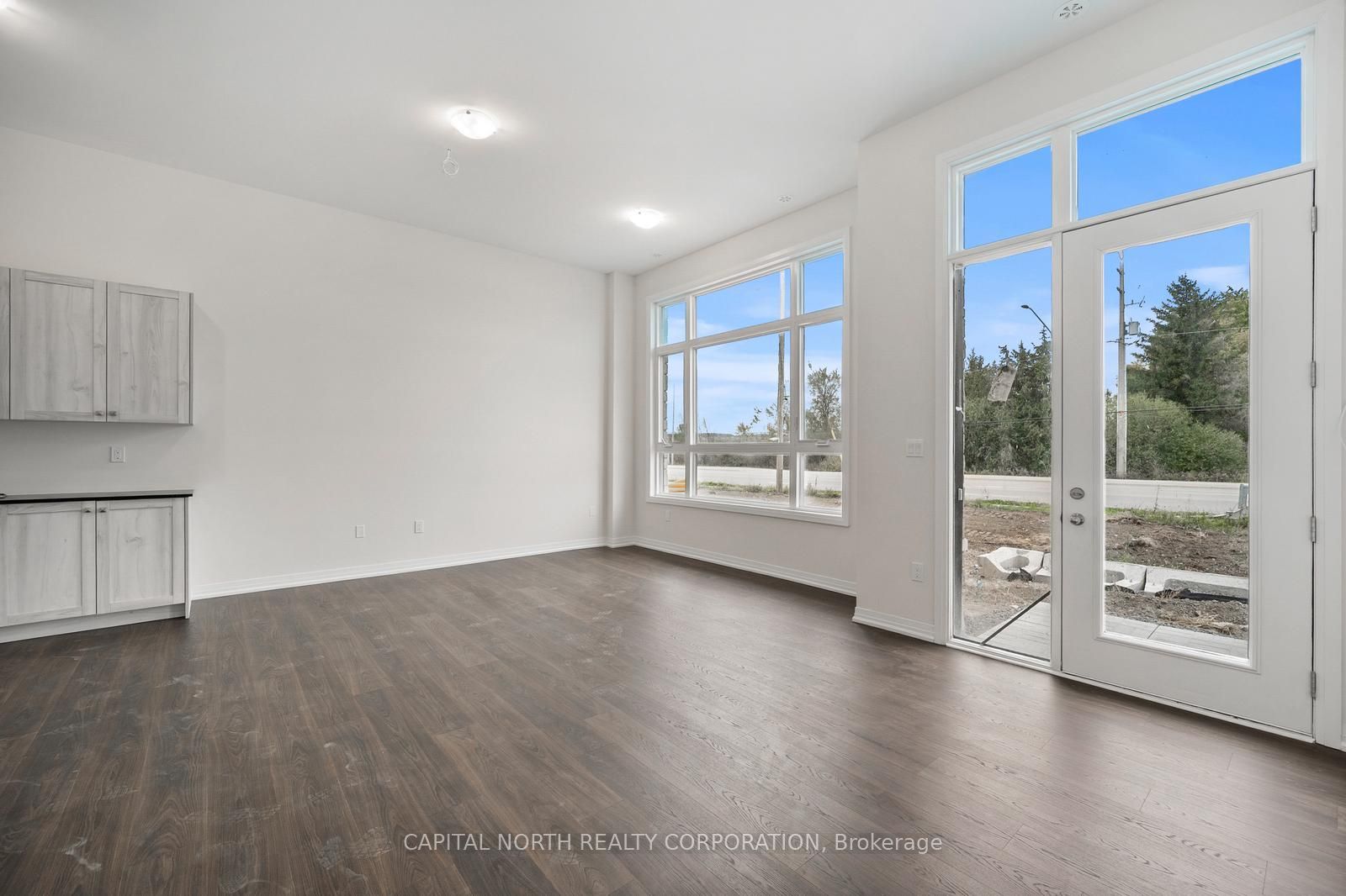 21 Harold Wilson Lane 2 Property Photo 5