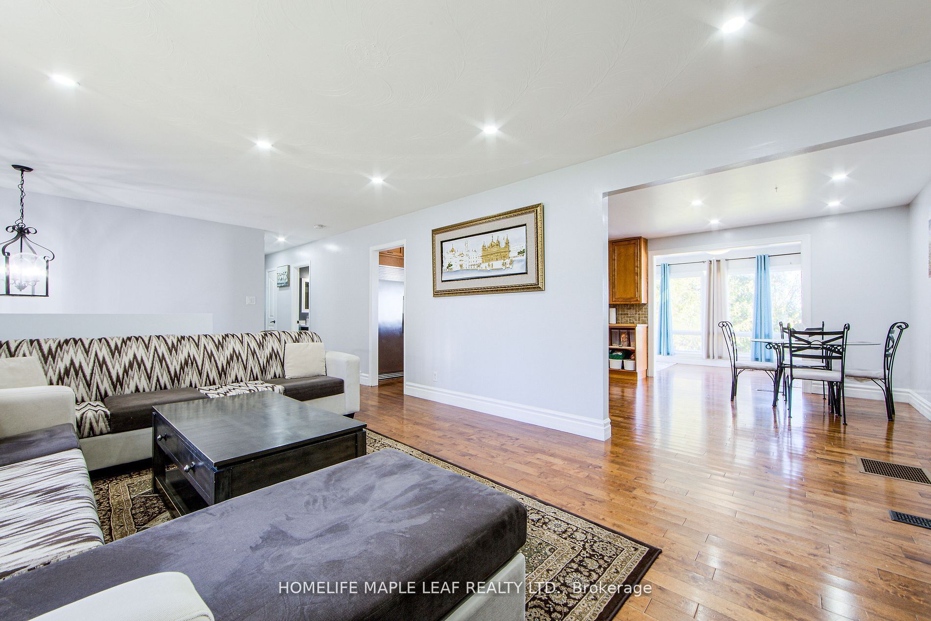 1630 Tottenham Road Property Photo 10