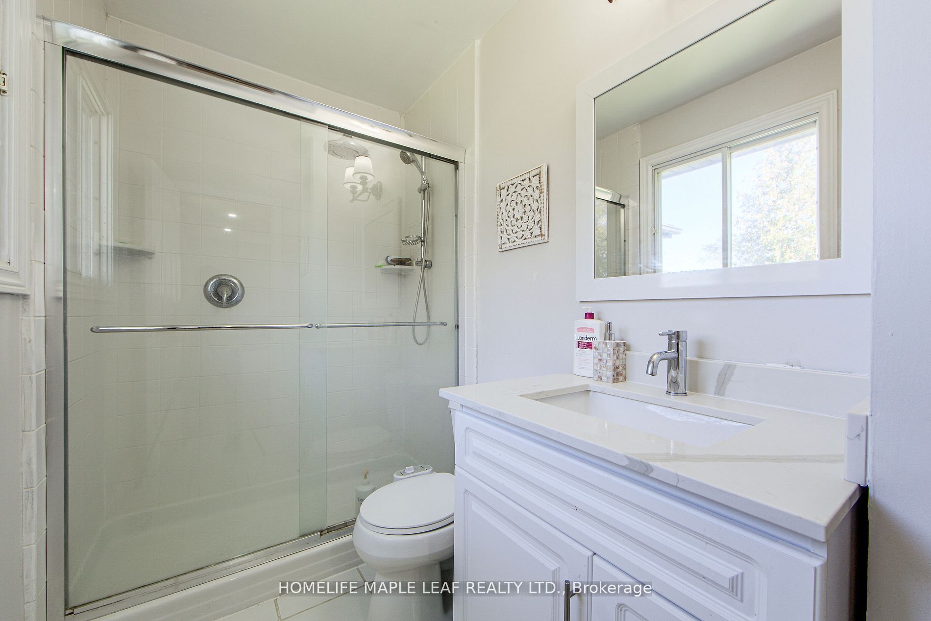 1630 Tottenham Road Property Photo 23
