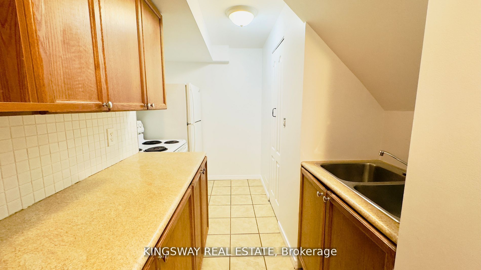 164 Gail Parks Crescent Property Photo 25