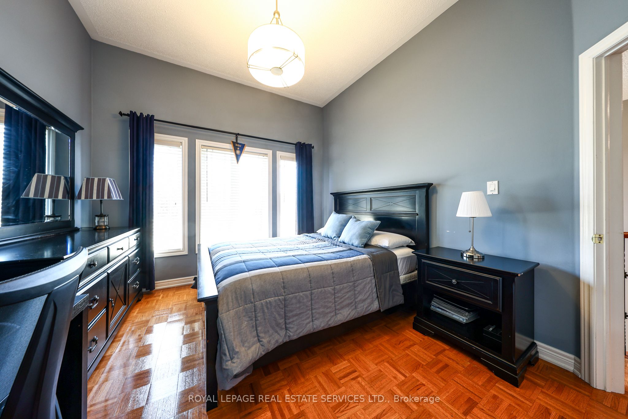 140 Humber Forest Court Property Photo 33