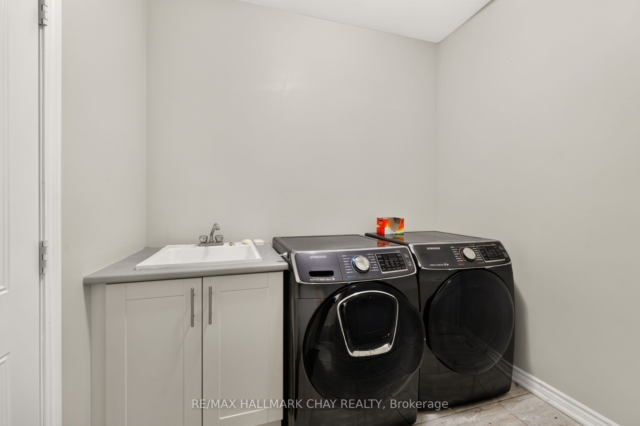 32 Jones Street Property Photo 20