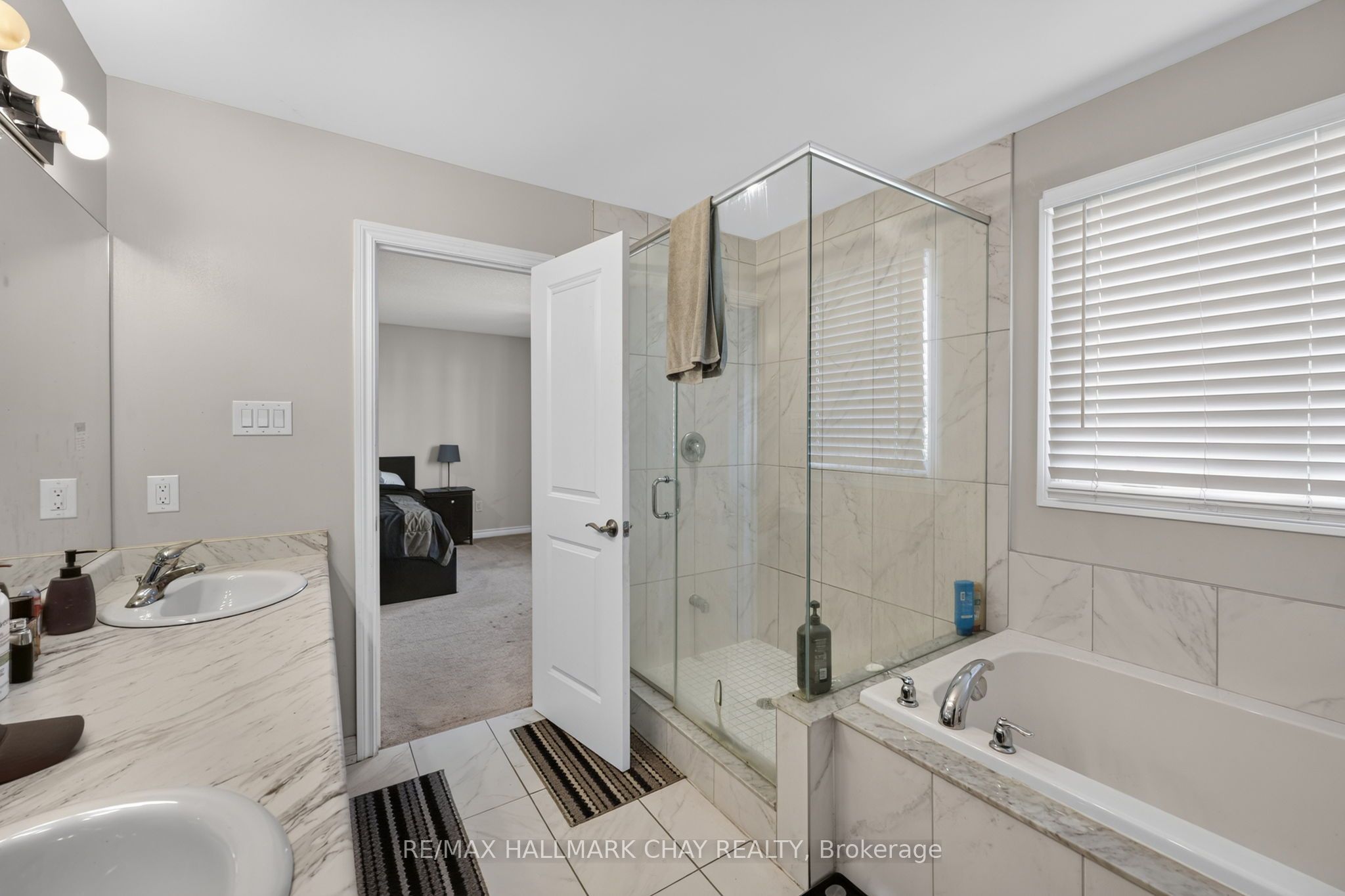 32 Jones Street Property Photo 25