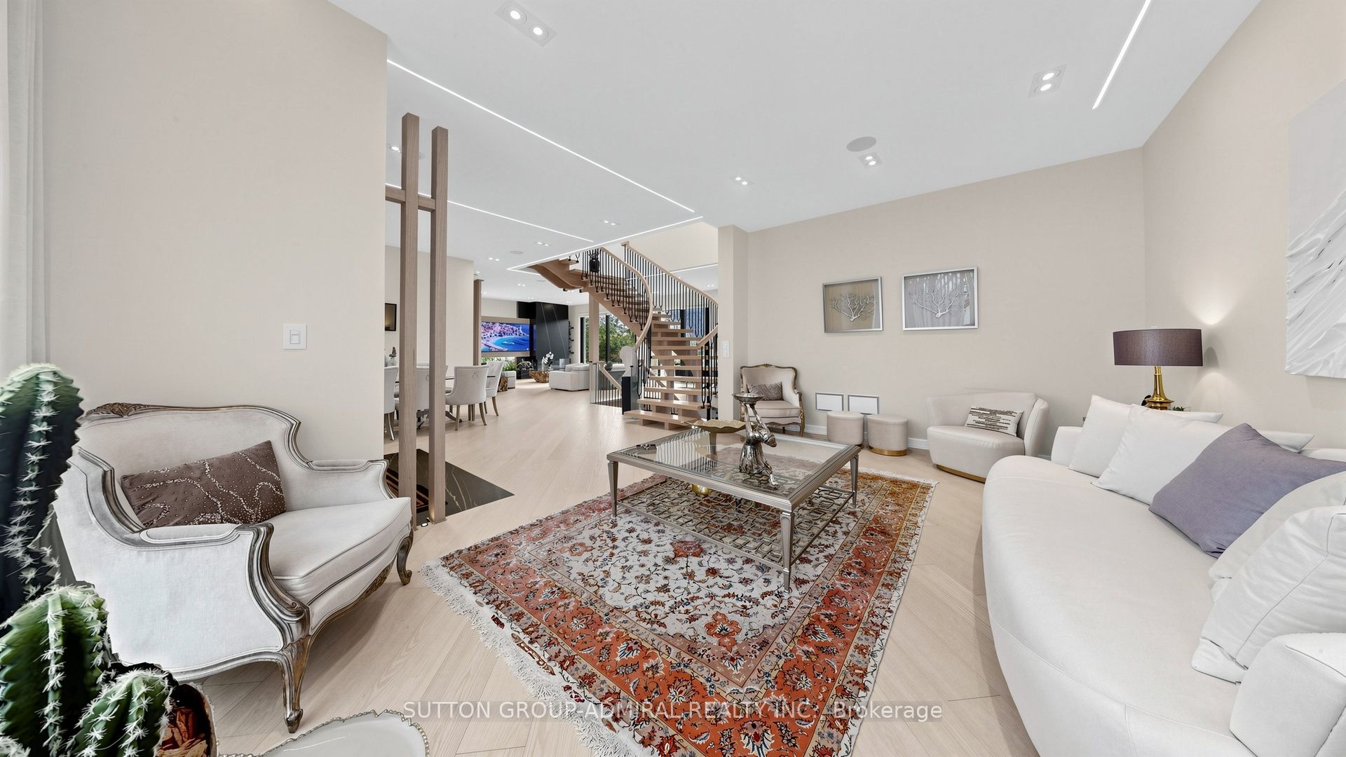 33 Thorny Brae Drive Property Photo 9