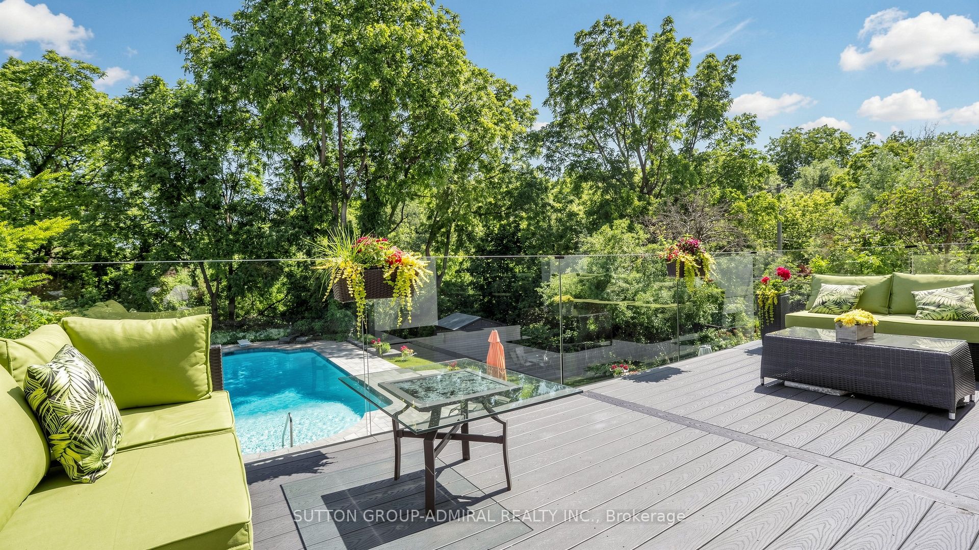 33 Thorny Brae Drive Property Photo 17