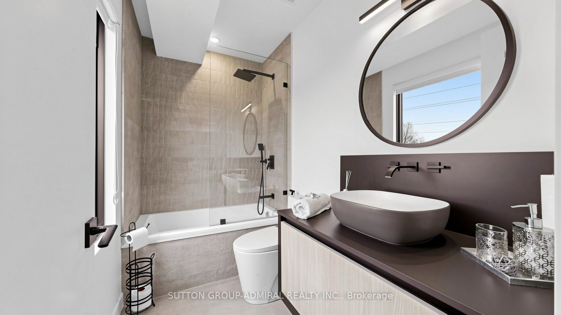 33 Thorny Brae Drive Property Photo 26