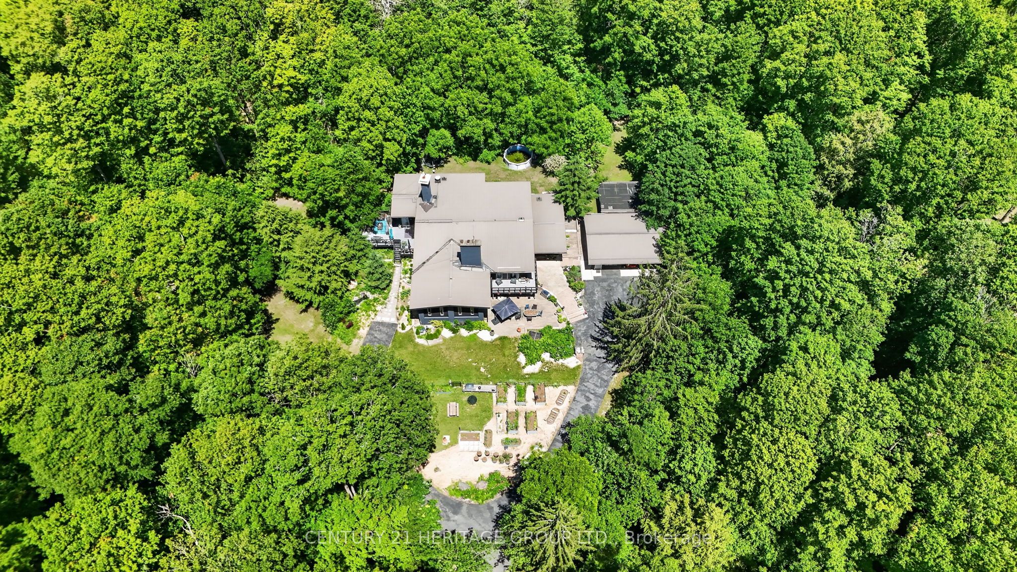 4074 St. John's Side Road Property Photo 1
