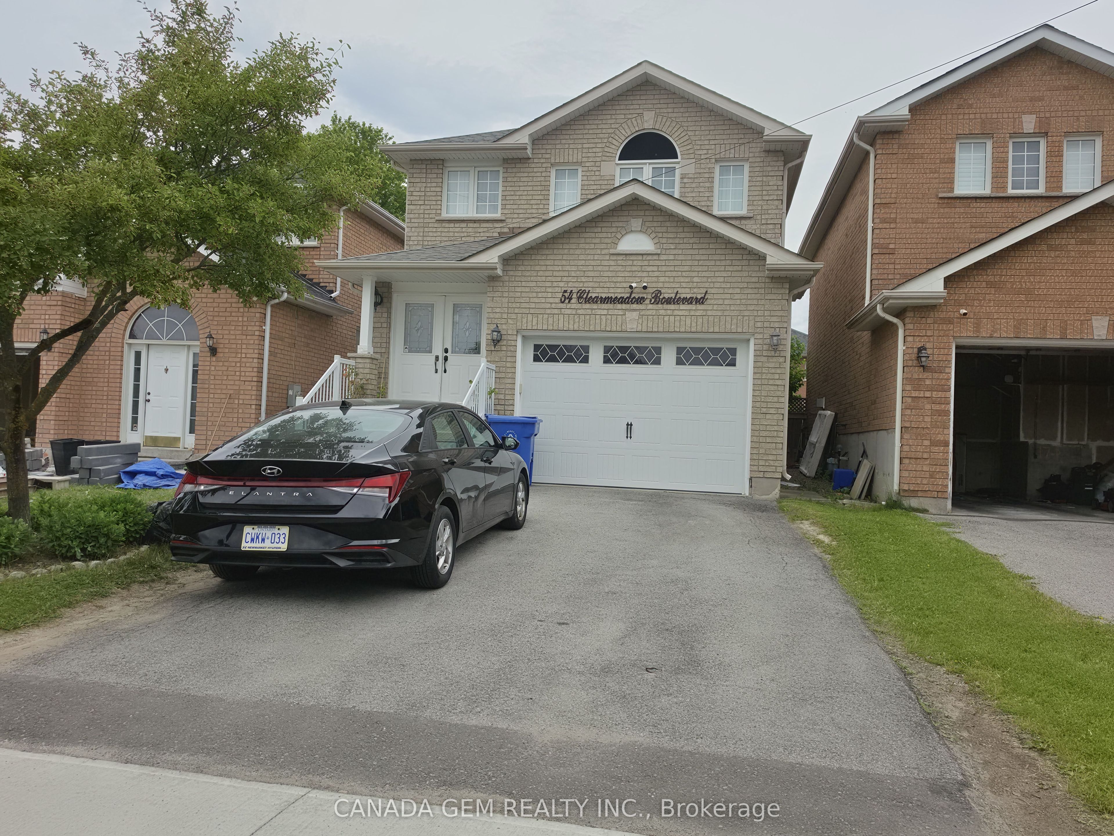54 Clearmeadow Boulevard Property Photo 2