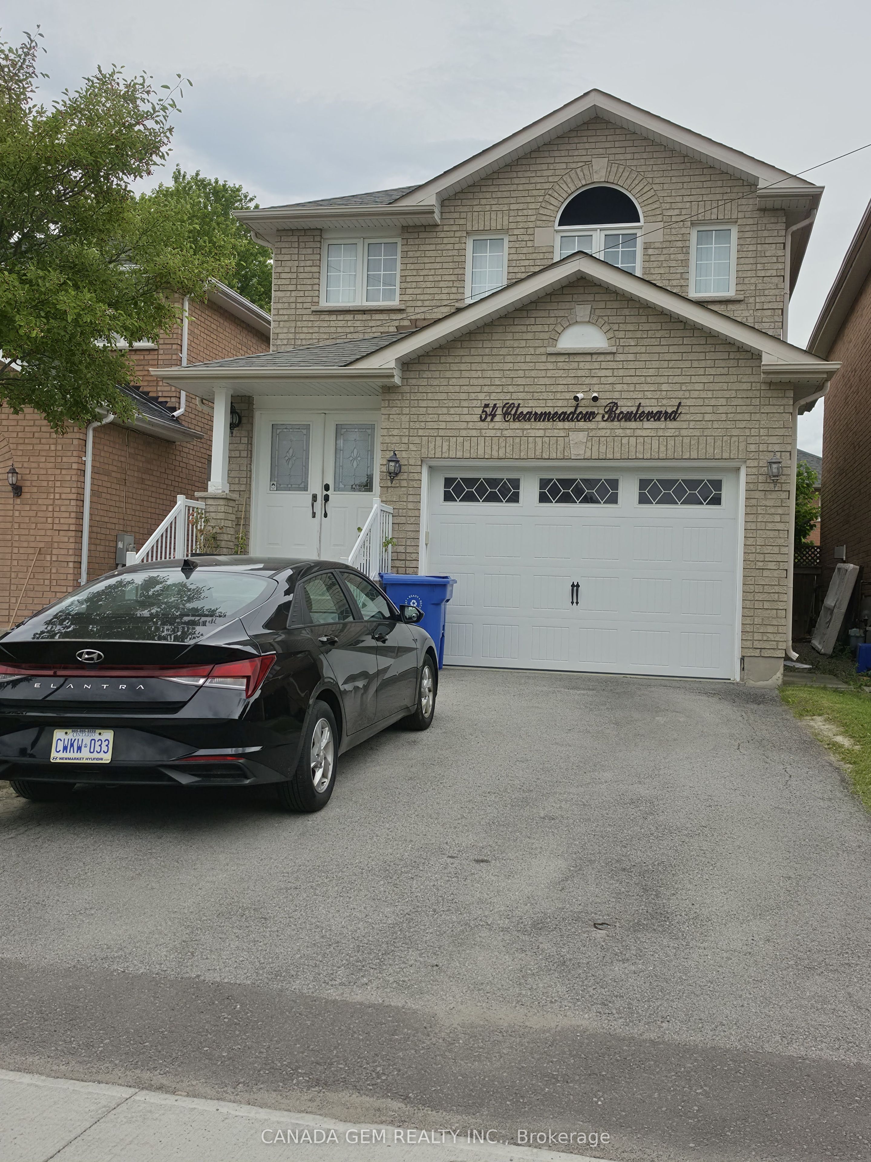 54 Clearmeadow Boulevard Property Photo 11