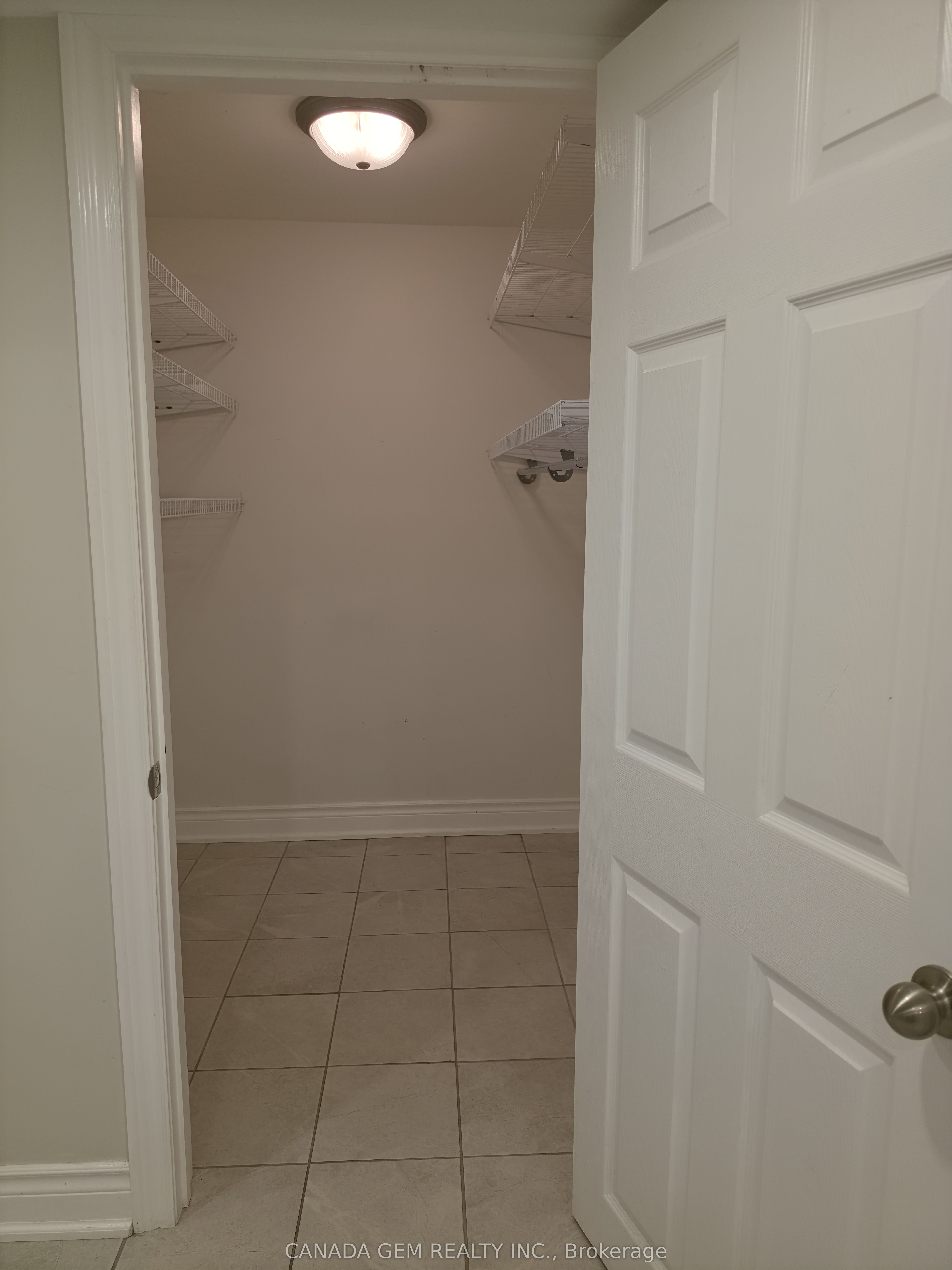 54 Clearmeadow Boulevard Property Photo 15