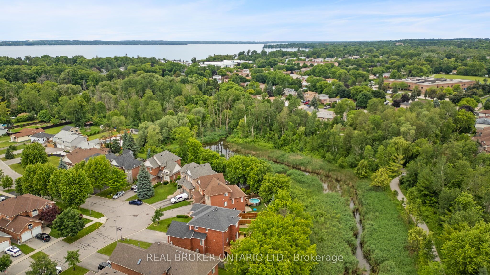 118 Bayview Avenue Property Photo 1