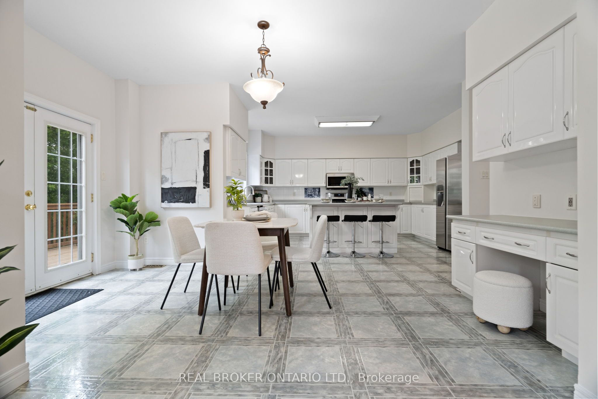118 Bayview Avenue Property Photo 13