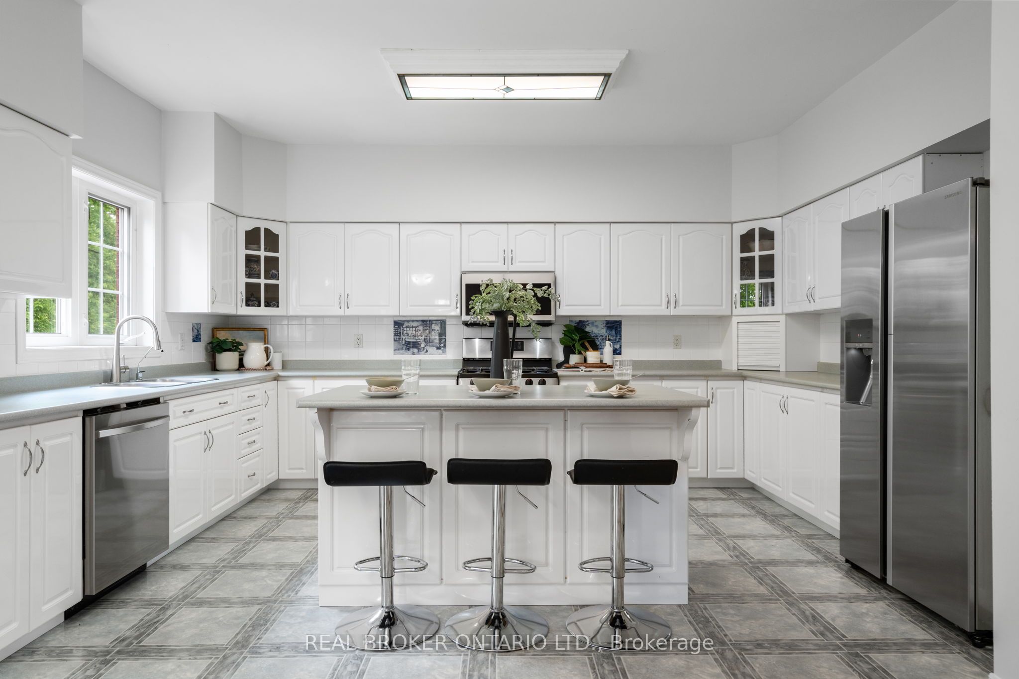 118 Bayview Avenue Property Photo 15