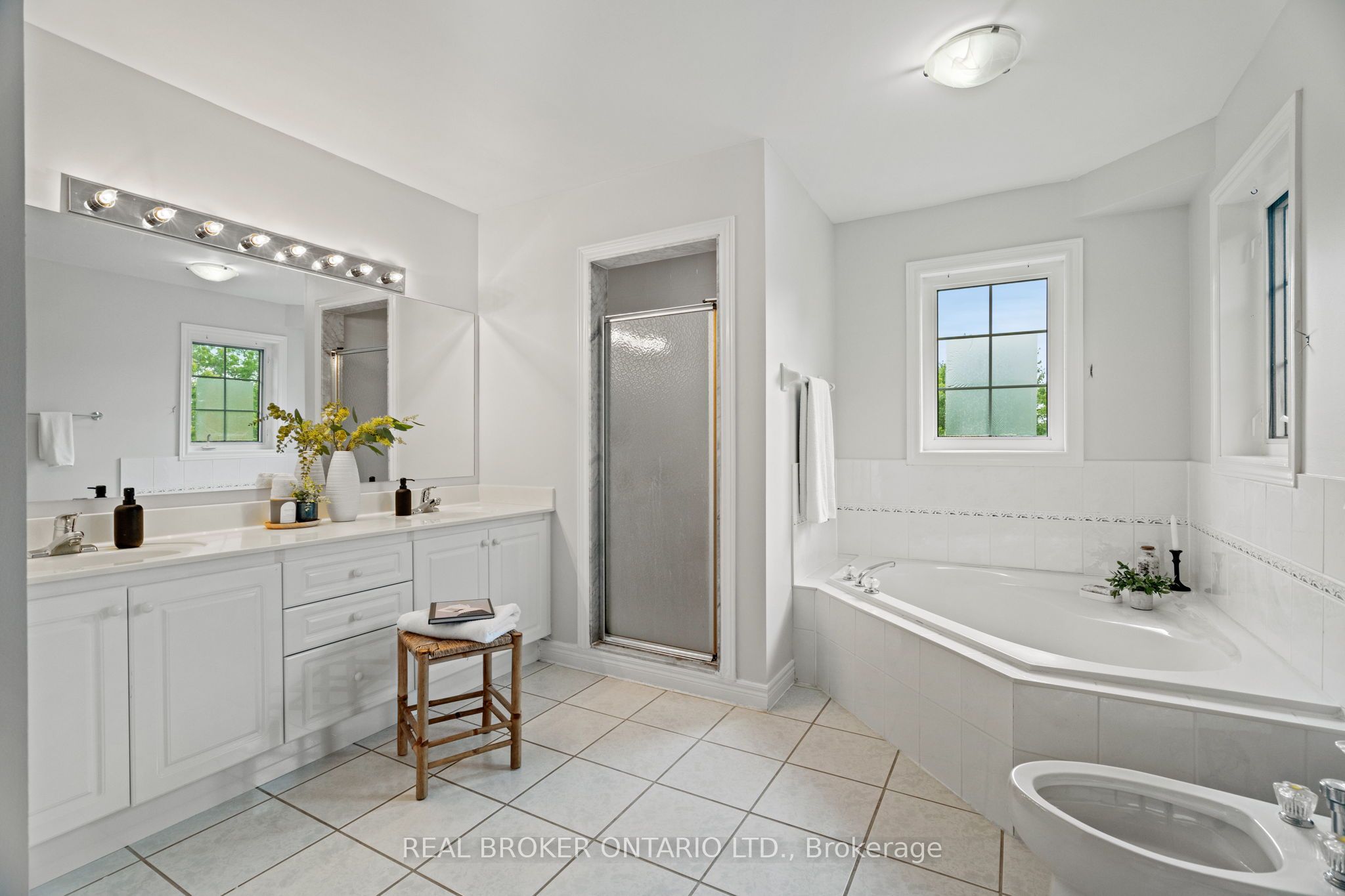 118 Bayview Avenue Property Photo 29