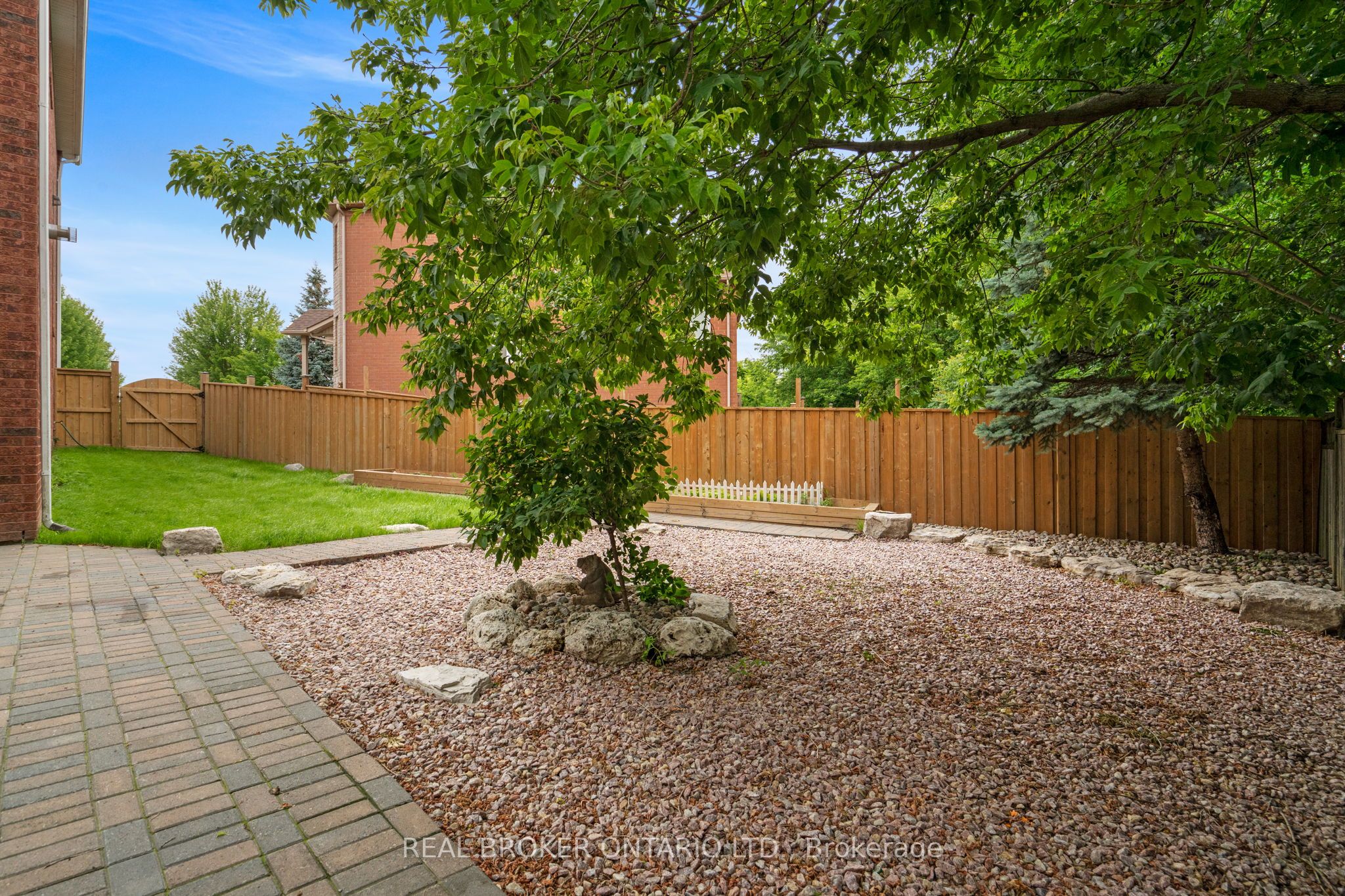 118 Bayview Avenue Property Photo 39