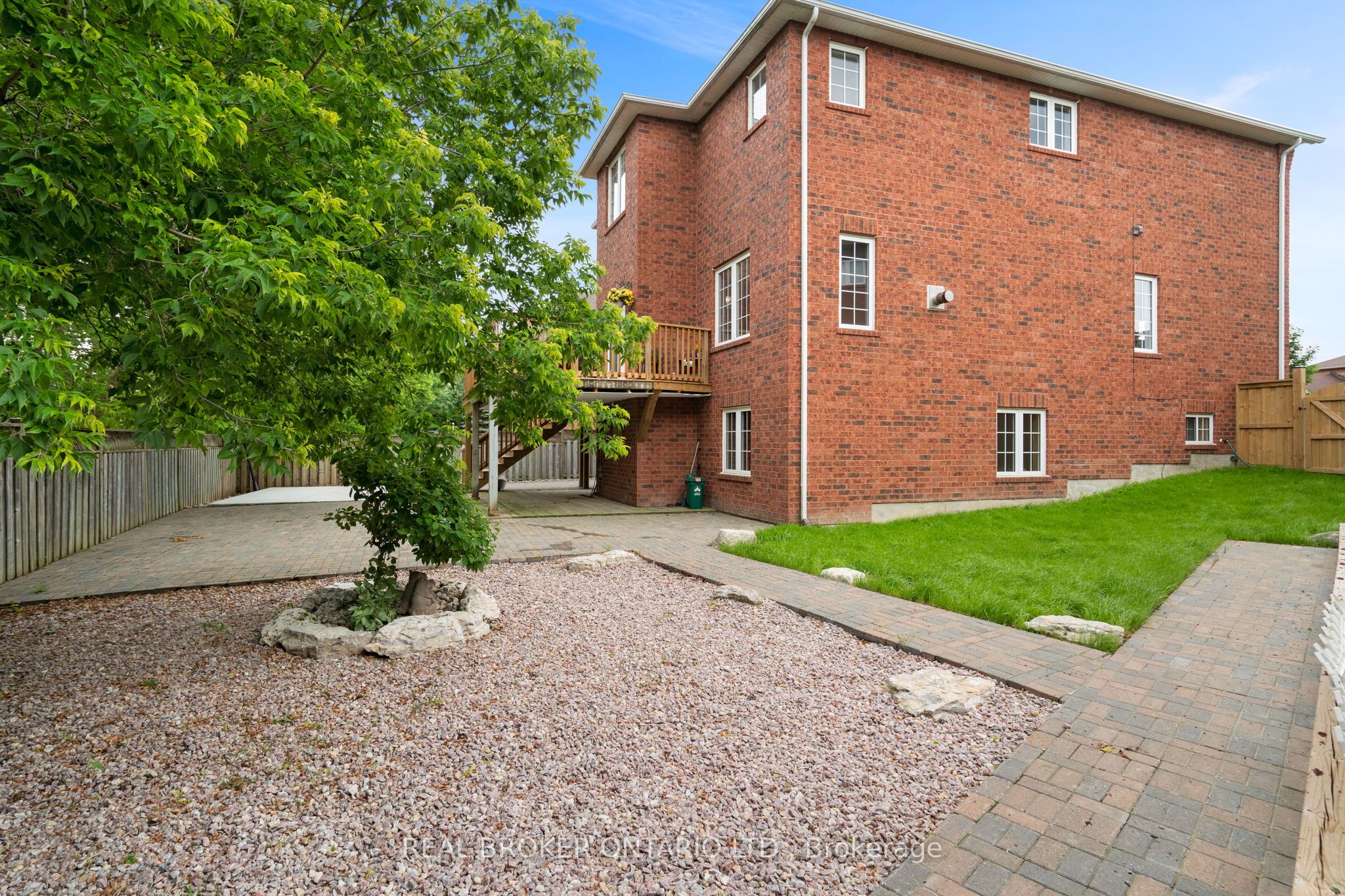 118 Bayview Avenue Property Photo 42