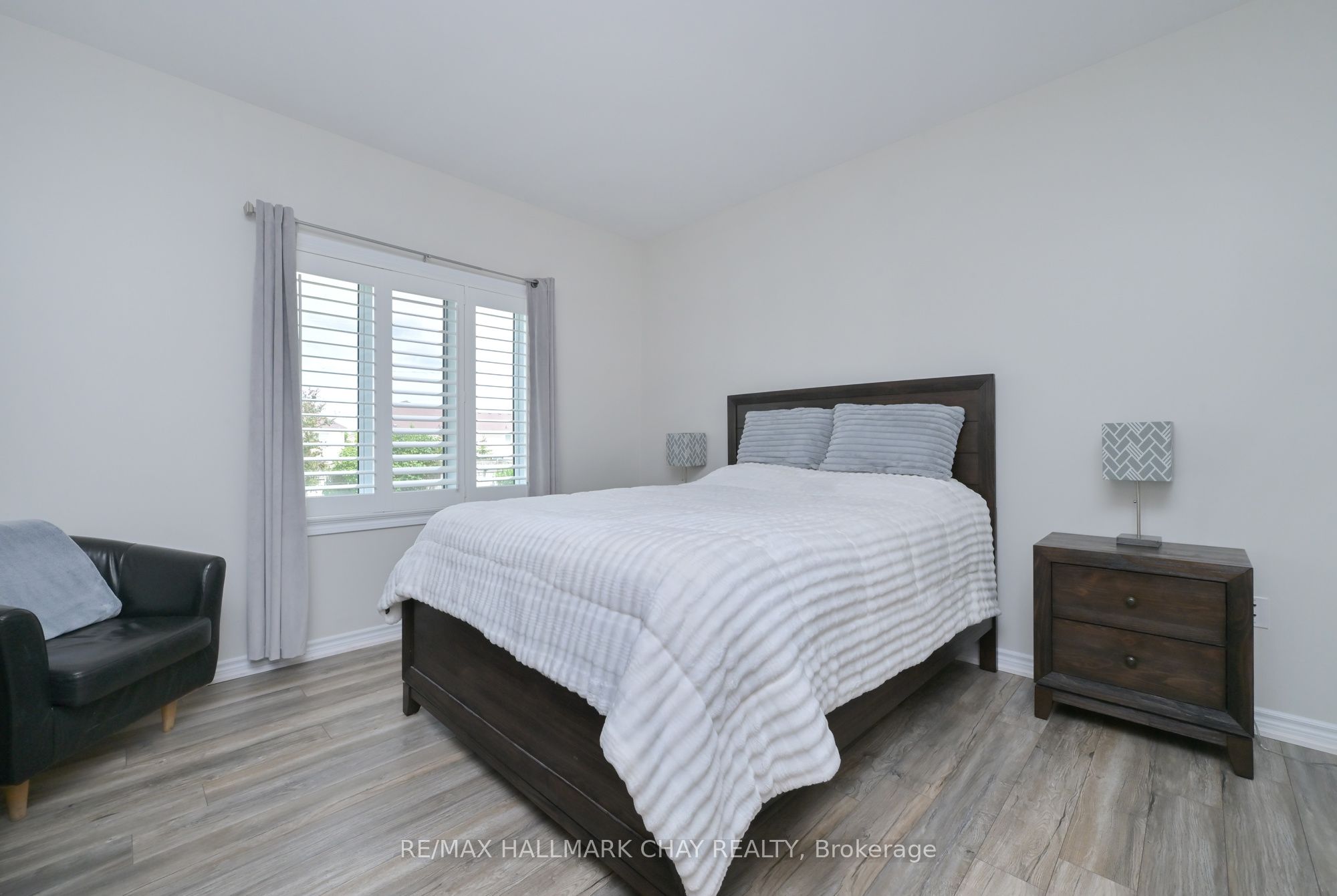 25 Kingsmere Crescent Property Photo 16