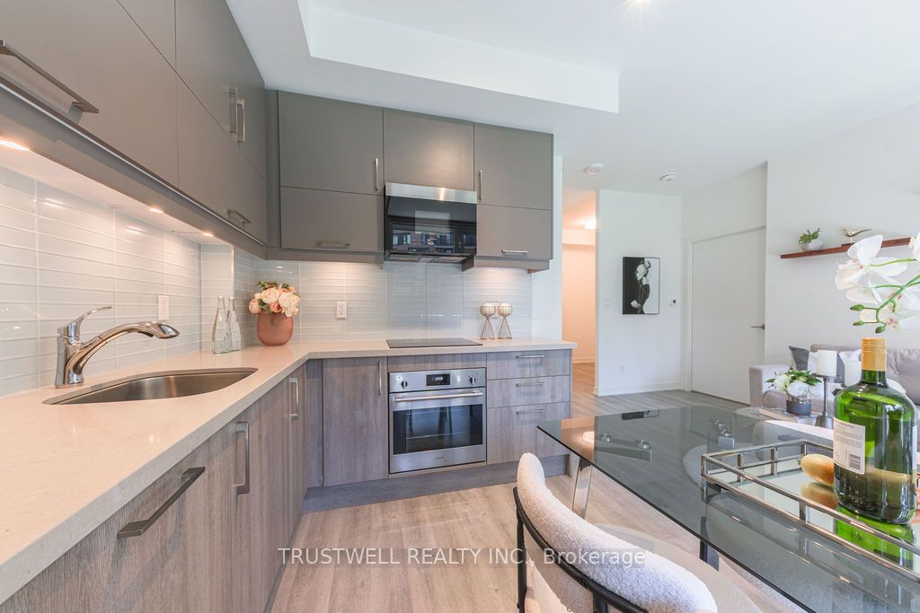 38 Simcoe Promenade 407 Property Photo 6