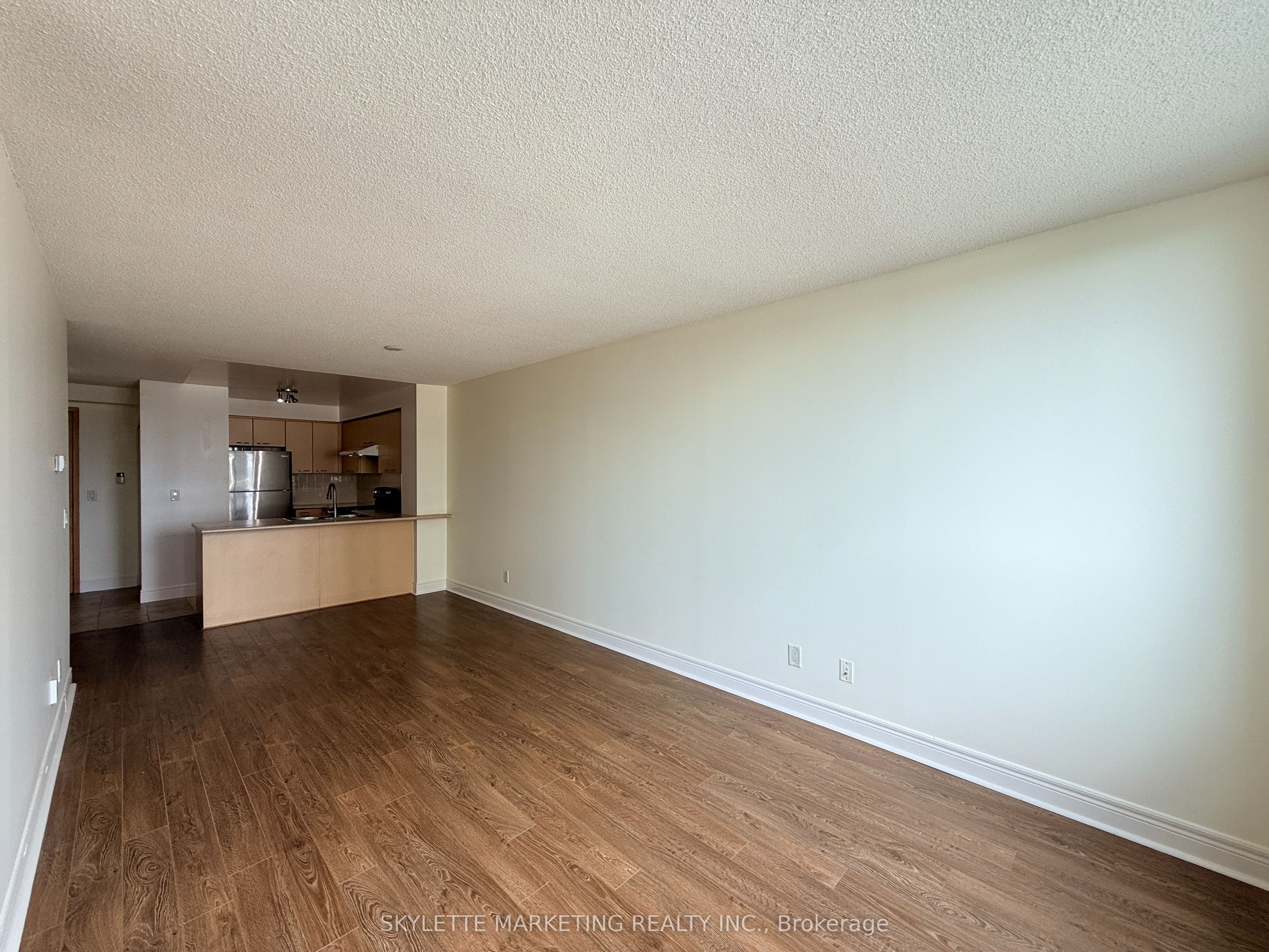 62 Suncrest Boulevard 310 Property Photo 7