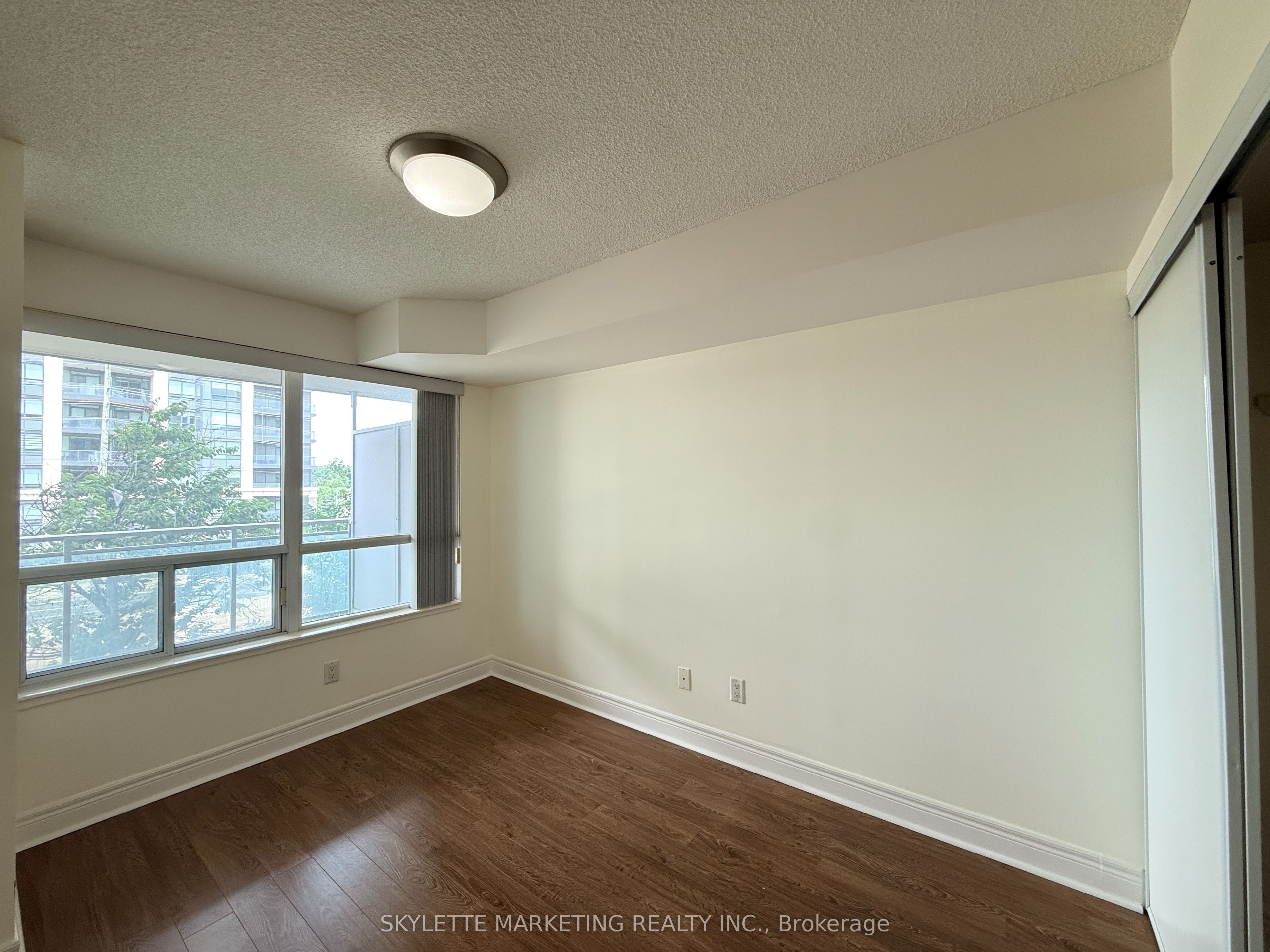 62 Suncrest Boulevard 310 Property Photo 12