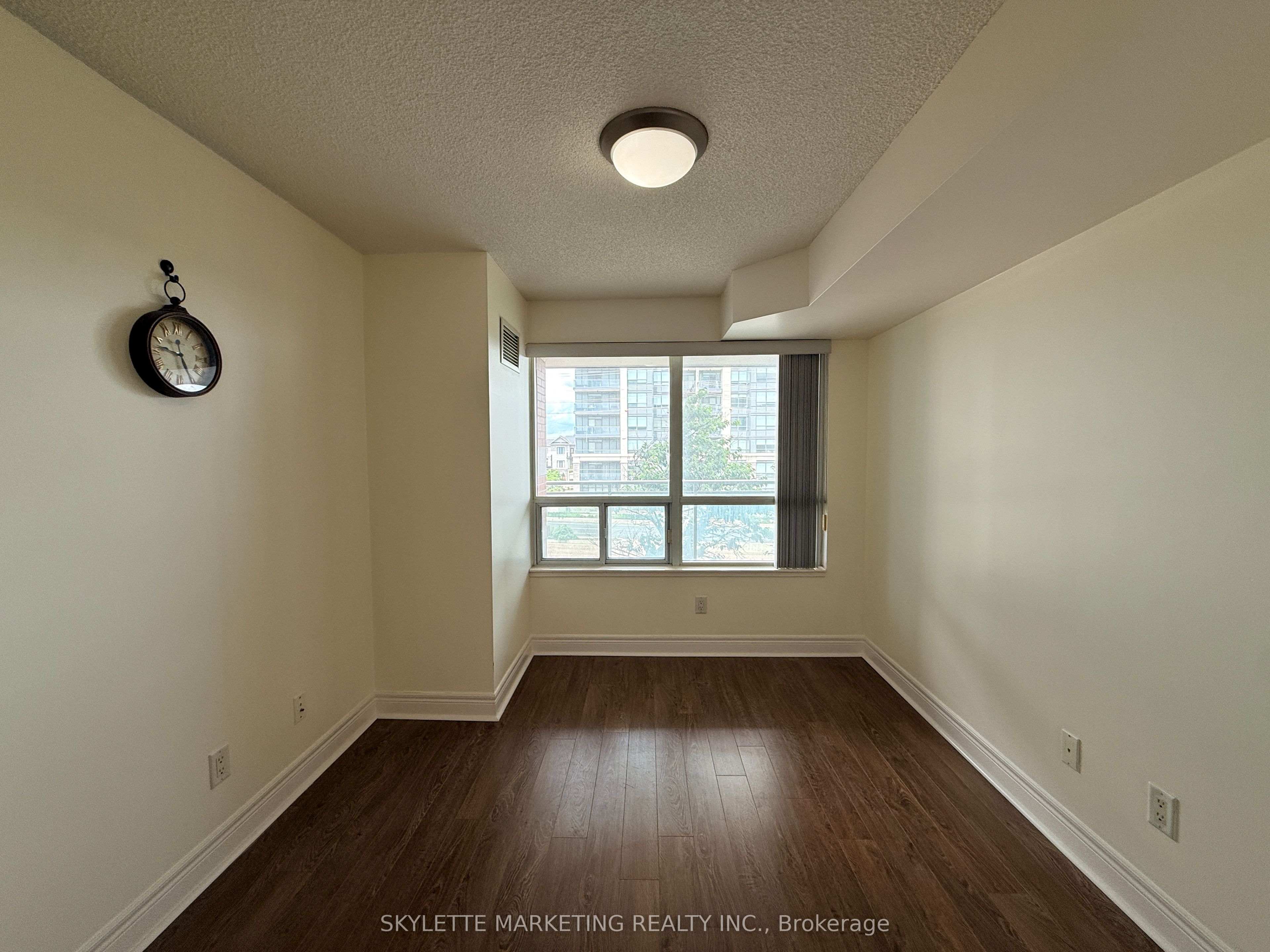 62 Suncrest Boulevard 310 Property Photo 13