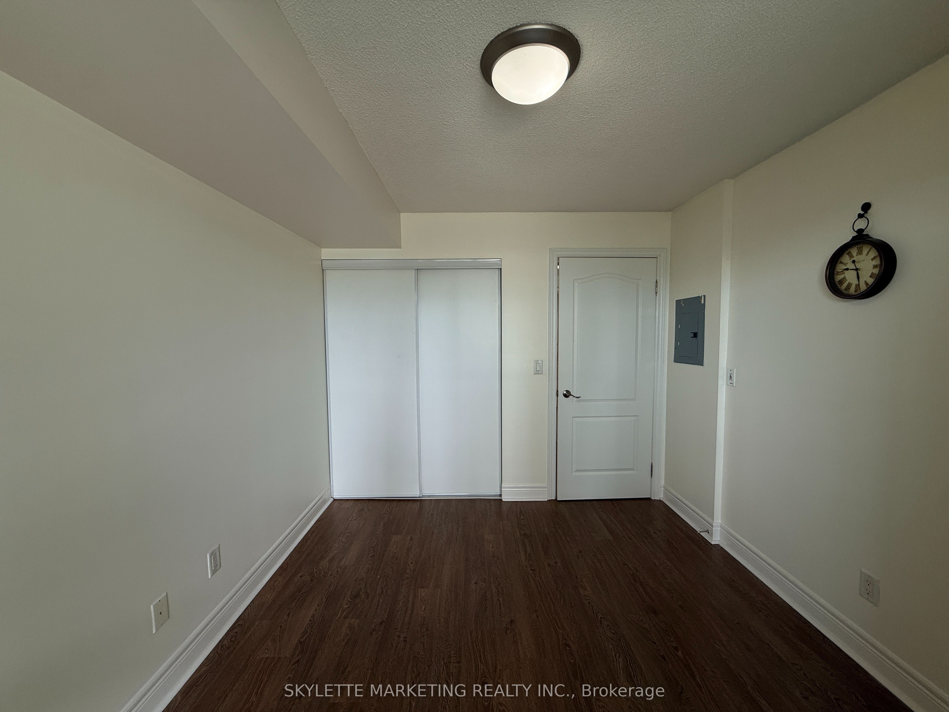 62 Suncrest Boulevard 310 Property Photo 17