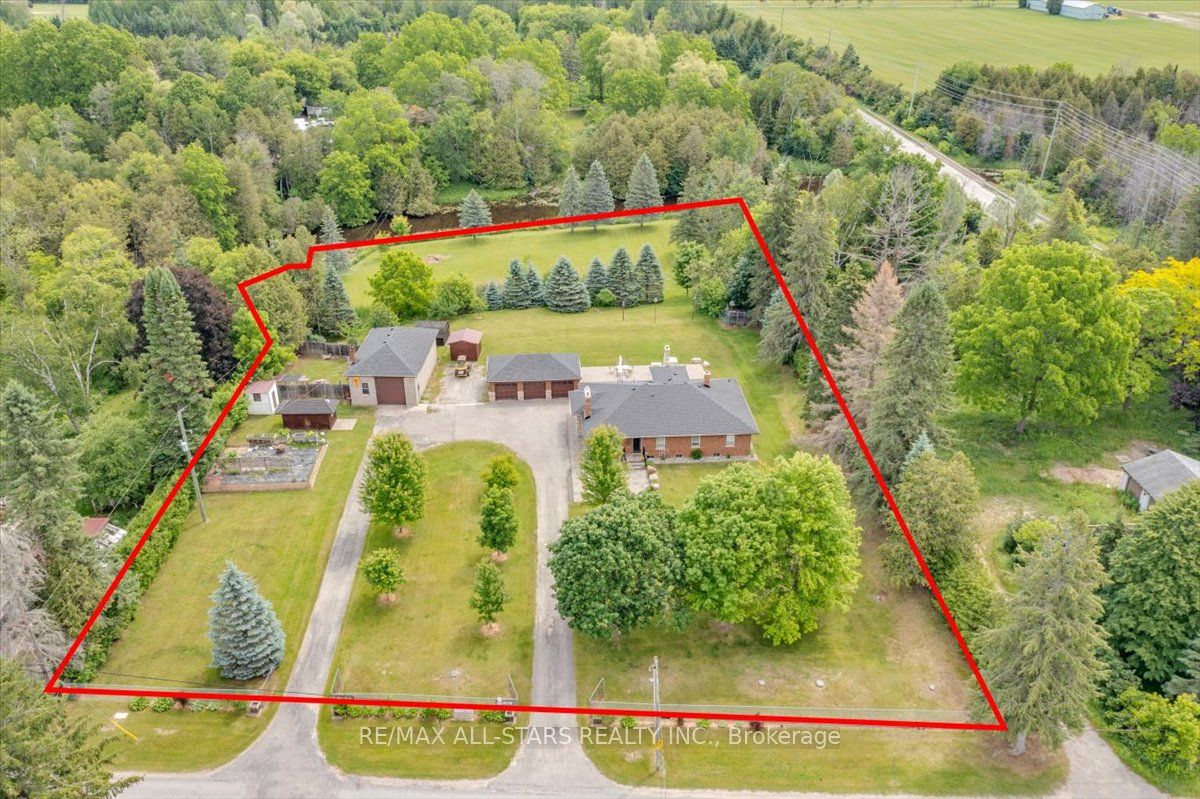 562 Catering Road Property Photo 1
