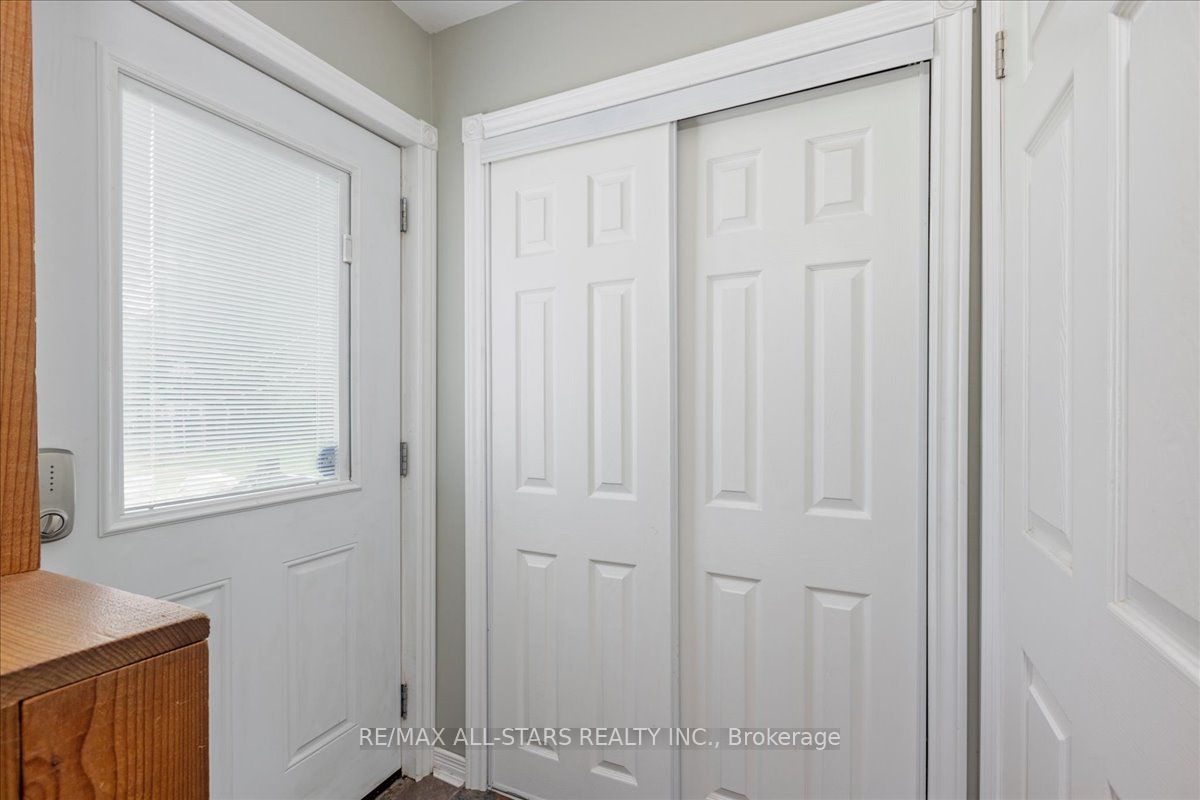 562 Catering Road Property Photo 12