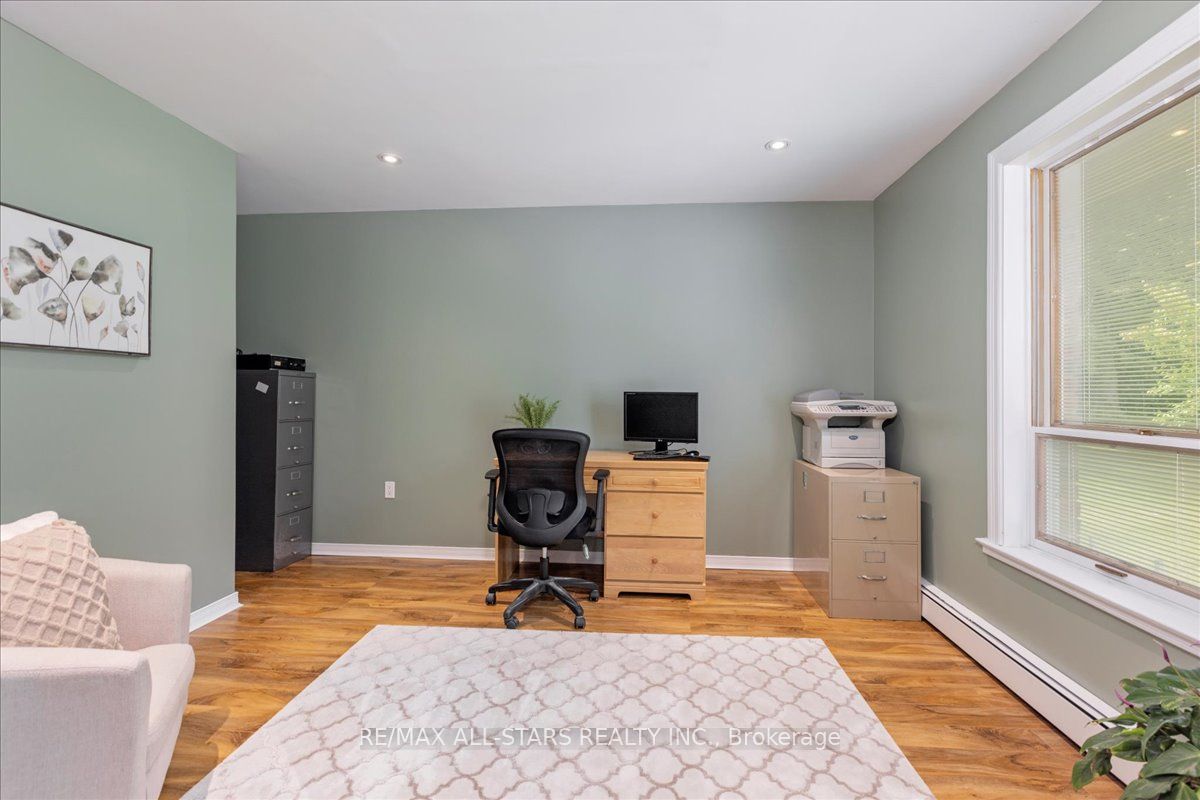 562 Catering Road Property Photo 14