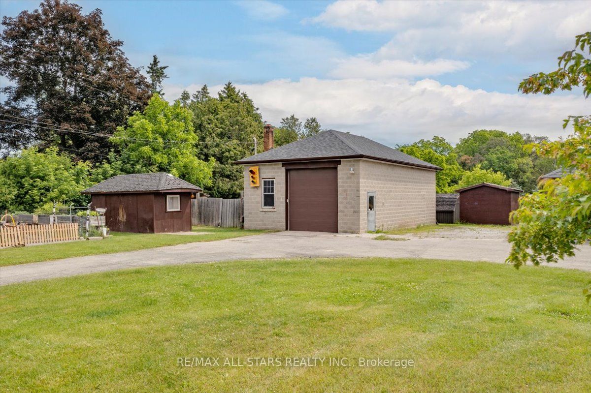 562 Catering Road Property Photo 26