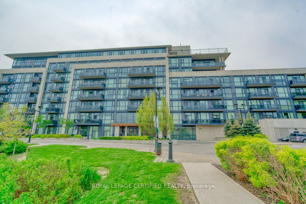 4700 Highway 7 711 Property Photo 2
