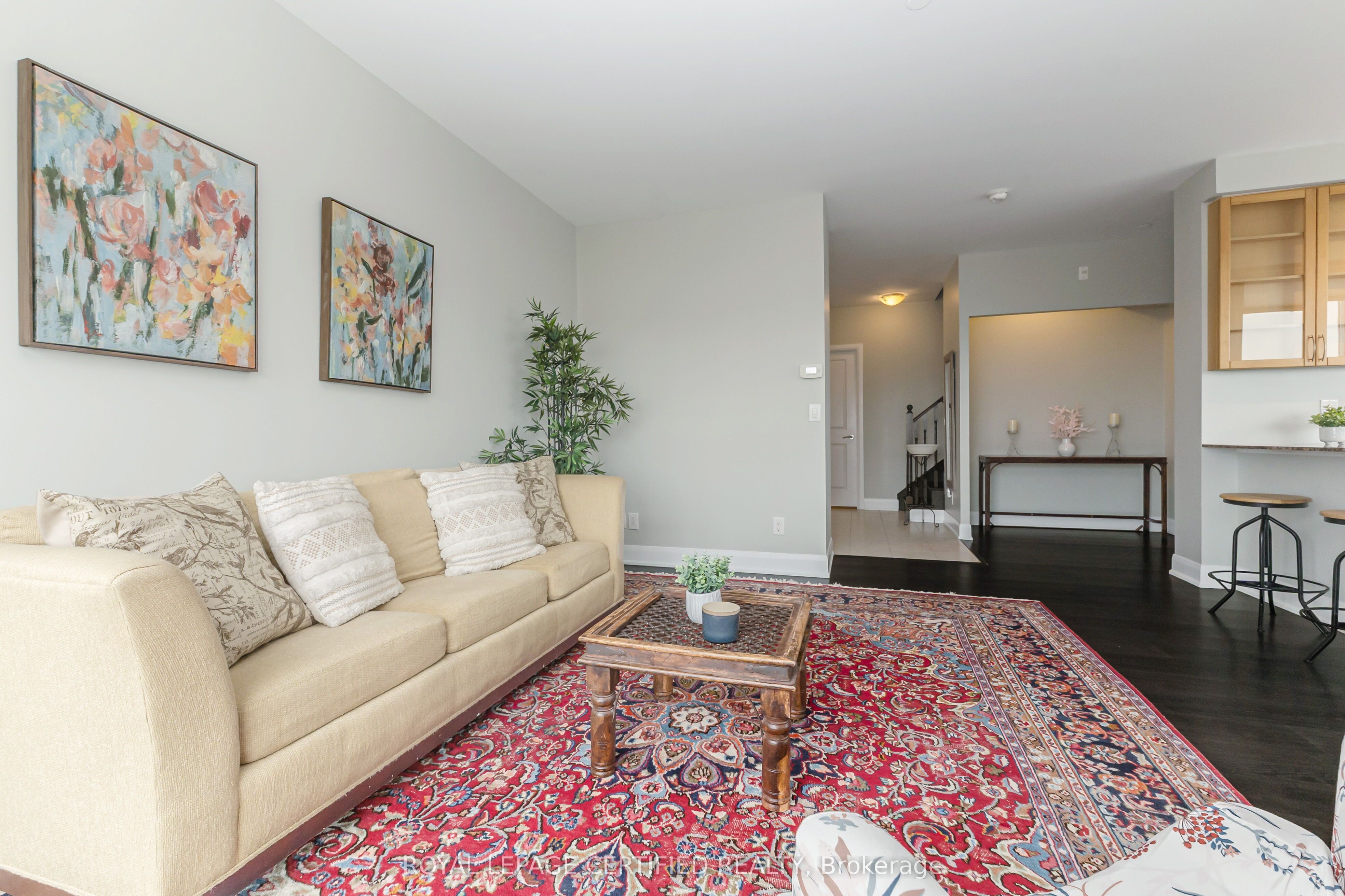 4700 Highway 7 711 Property Photo 6