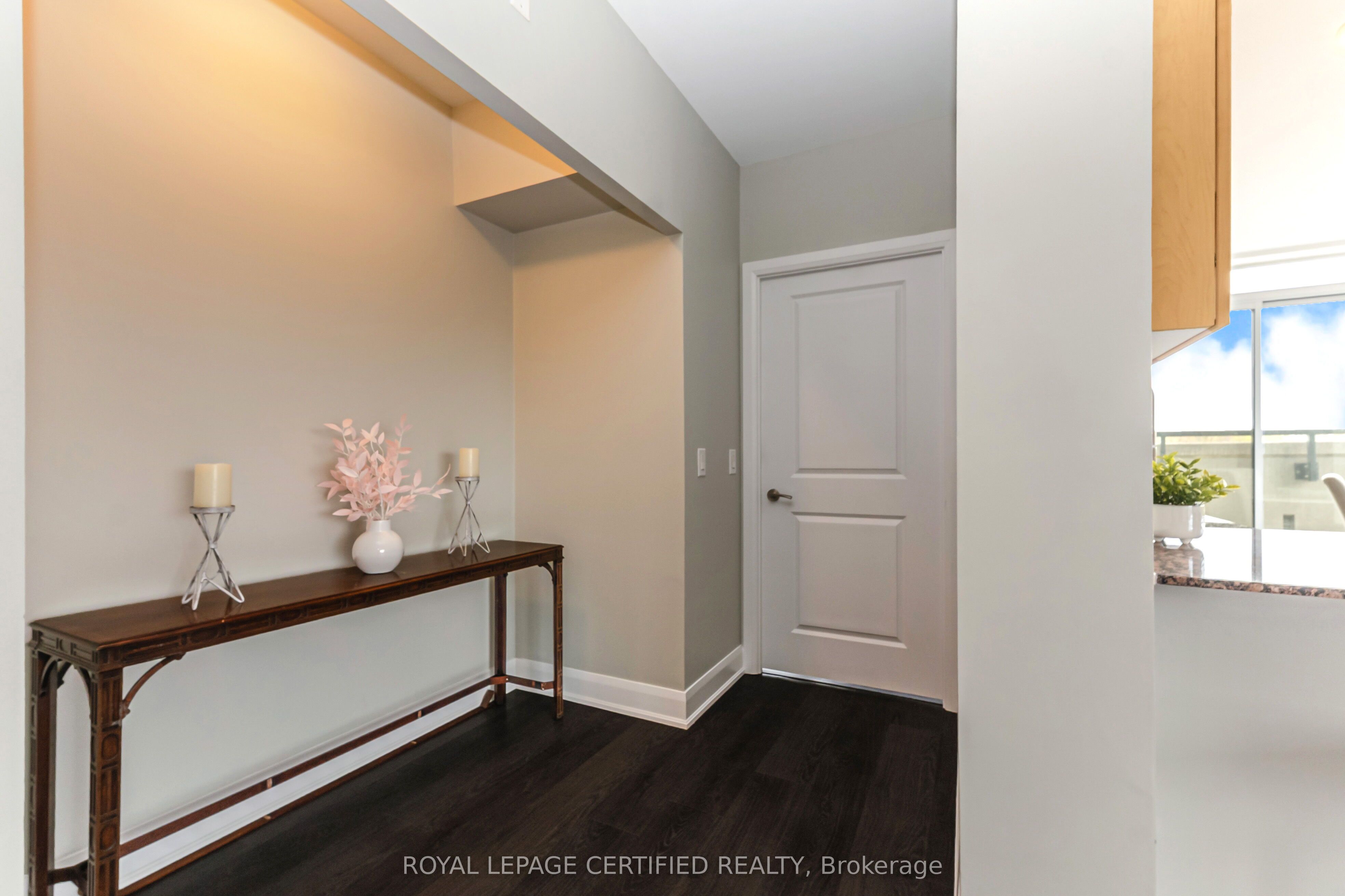 4700 Highway 7 711 Property Photo 10