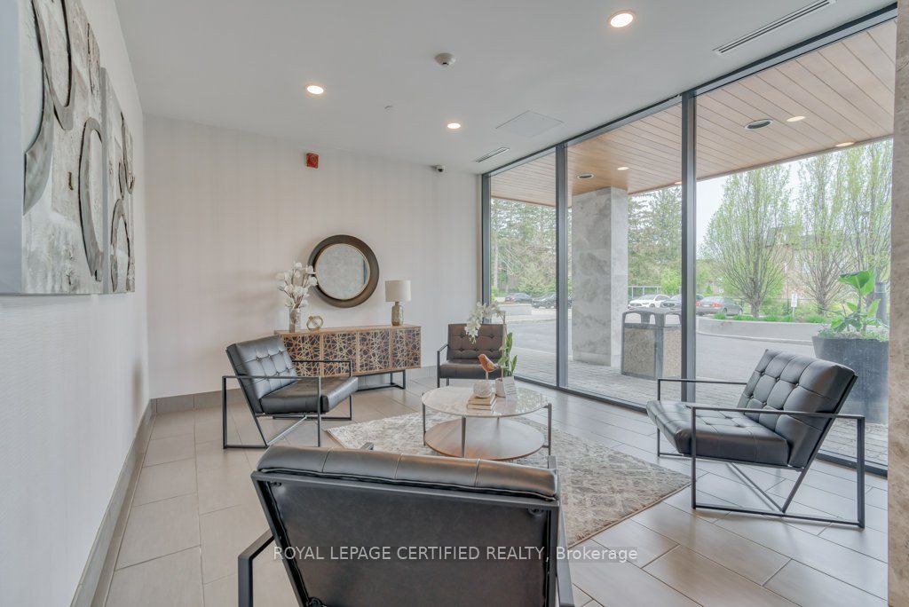 4700 Highway 7 711 Property Photo 27