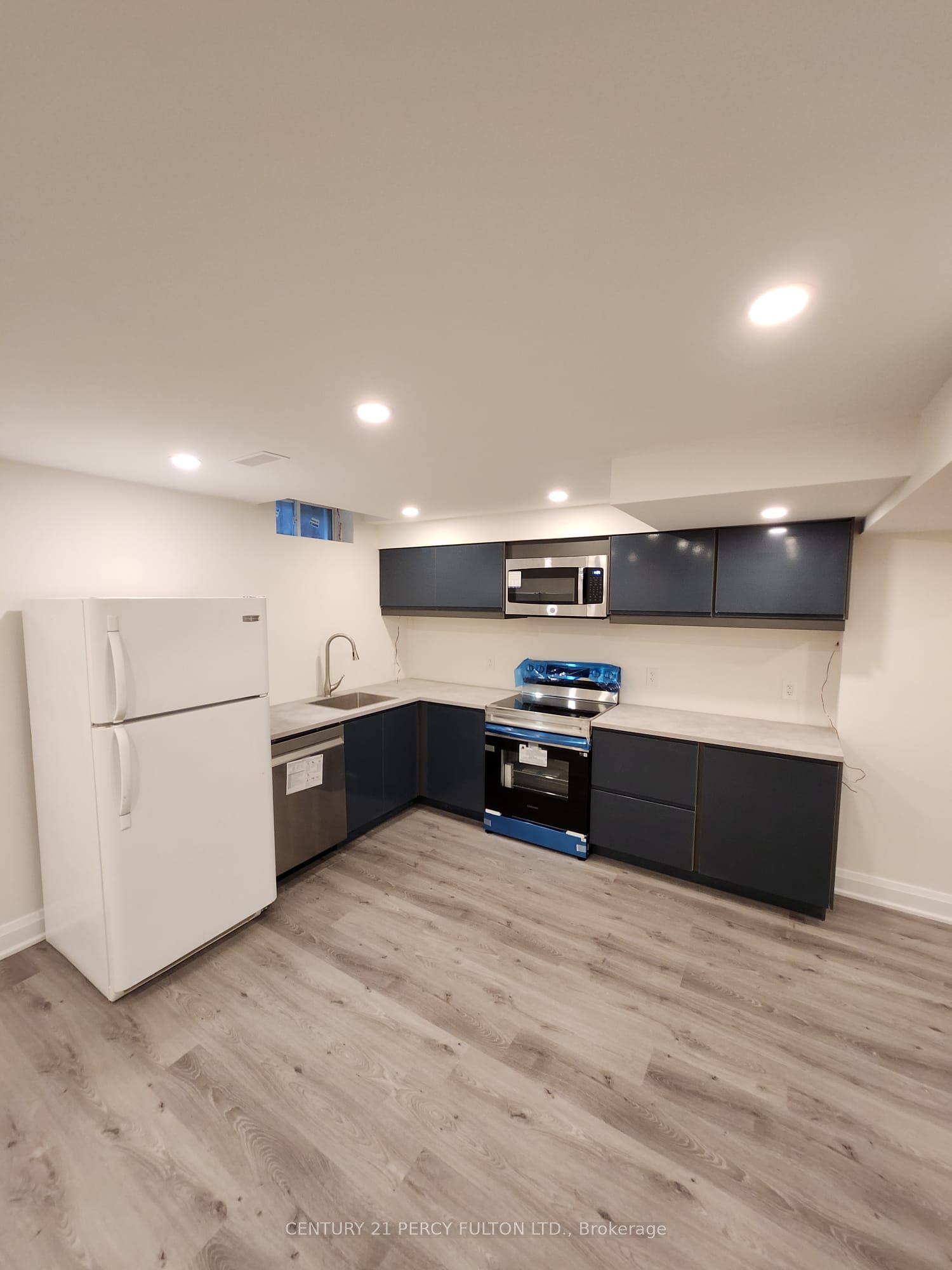 212 River Ridge Boulevard Bsmt Property Photo 1