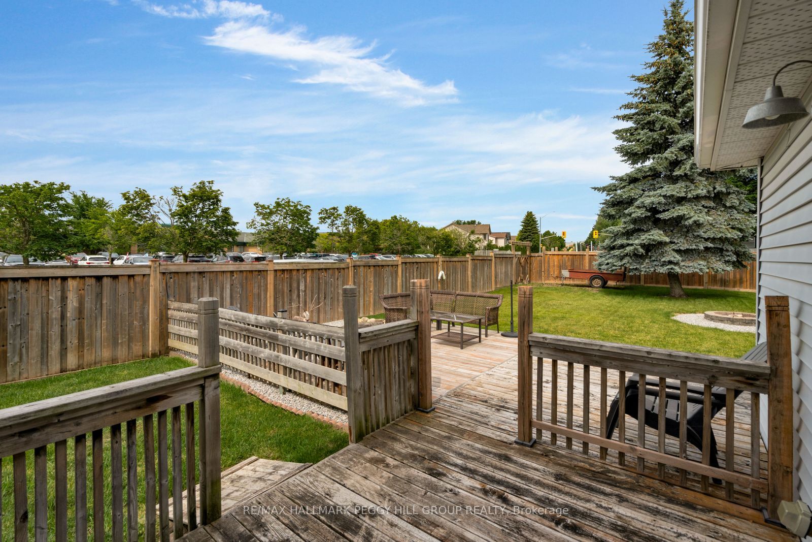 990 Maclean Street Property Photo 15