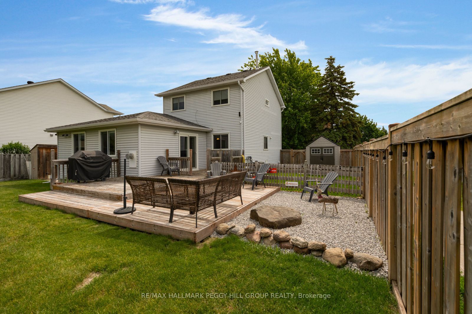 990 Maclean Street Property Photo 18