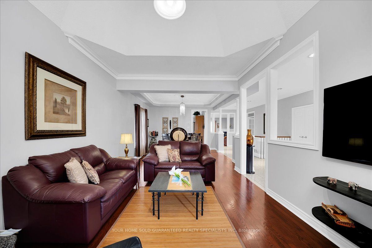 682 Vaughan Mills Road Property Photo 6
