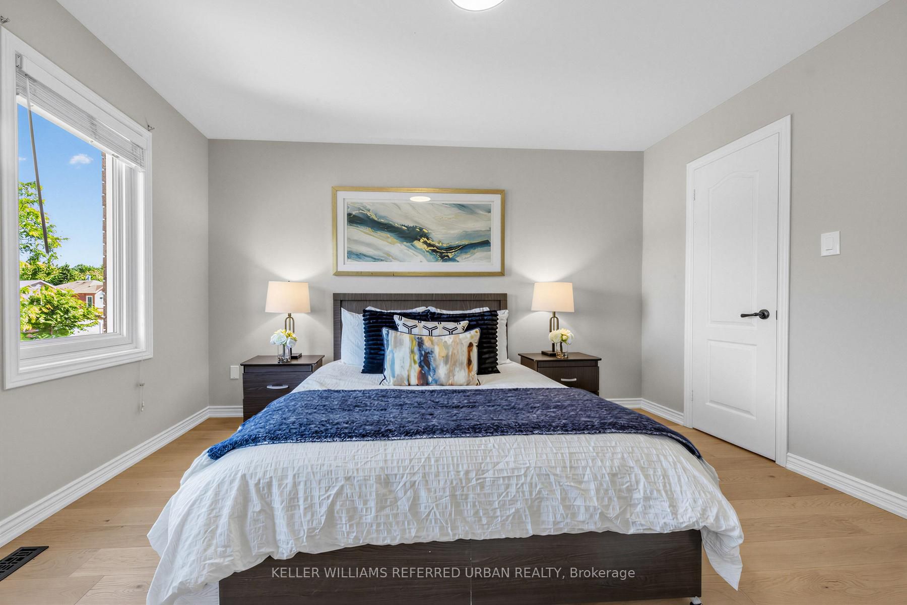 350 Pickering Crescent Property Photo 21