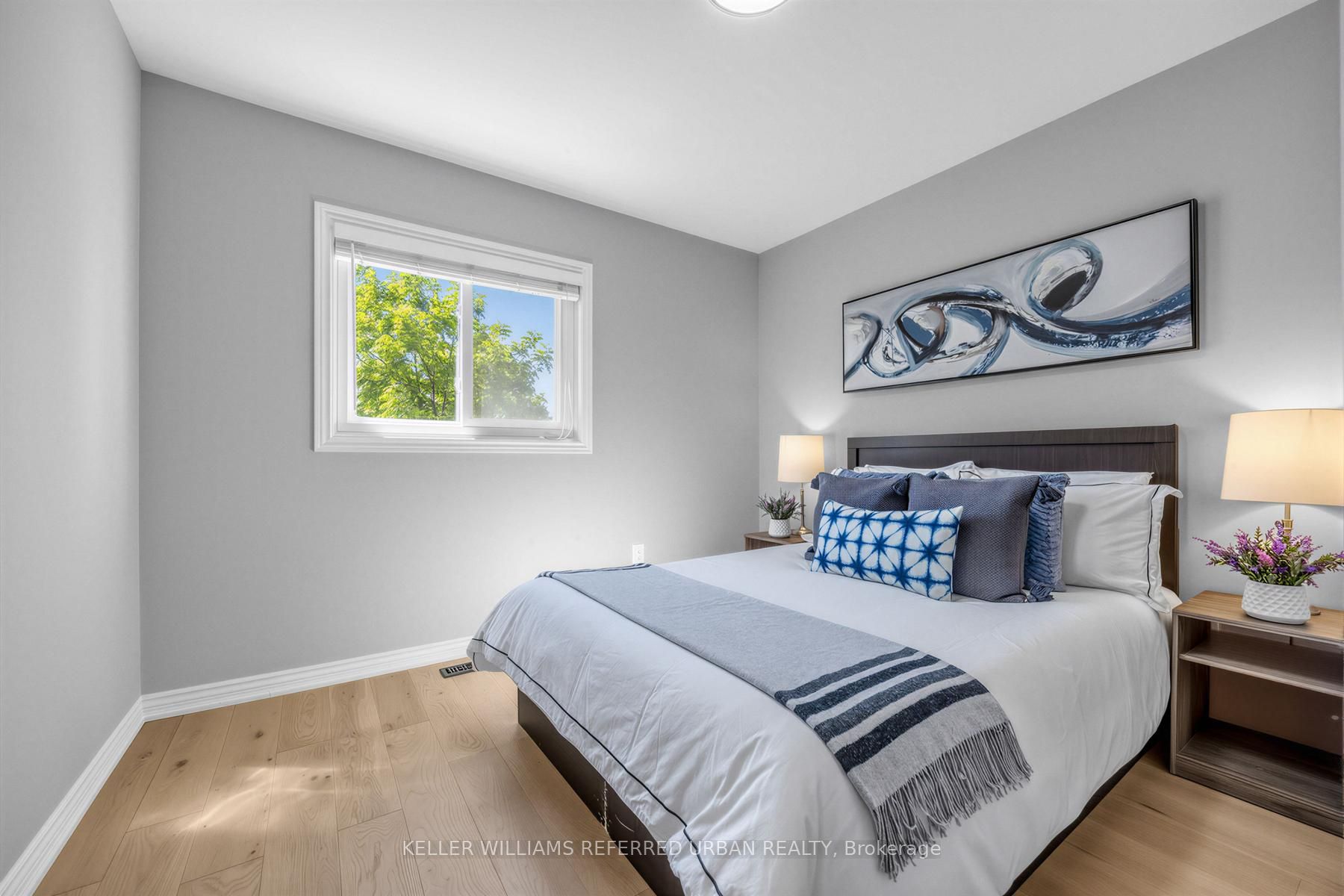 350 Pickering Crescent Property Photo 24