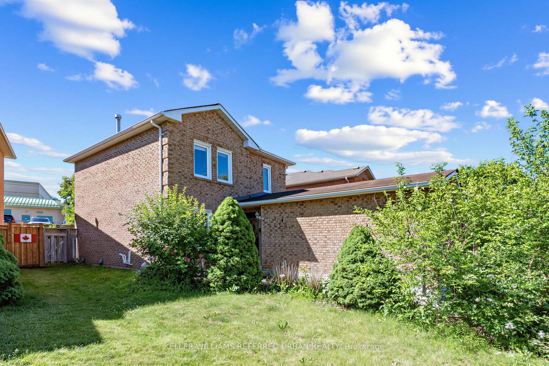 350 Pickering Crescent Property Photo 33