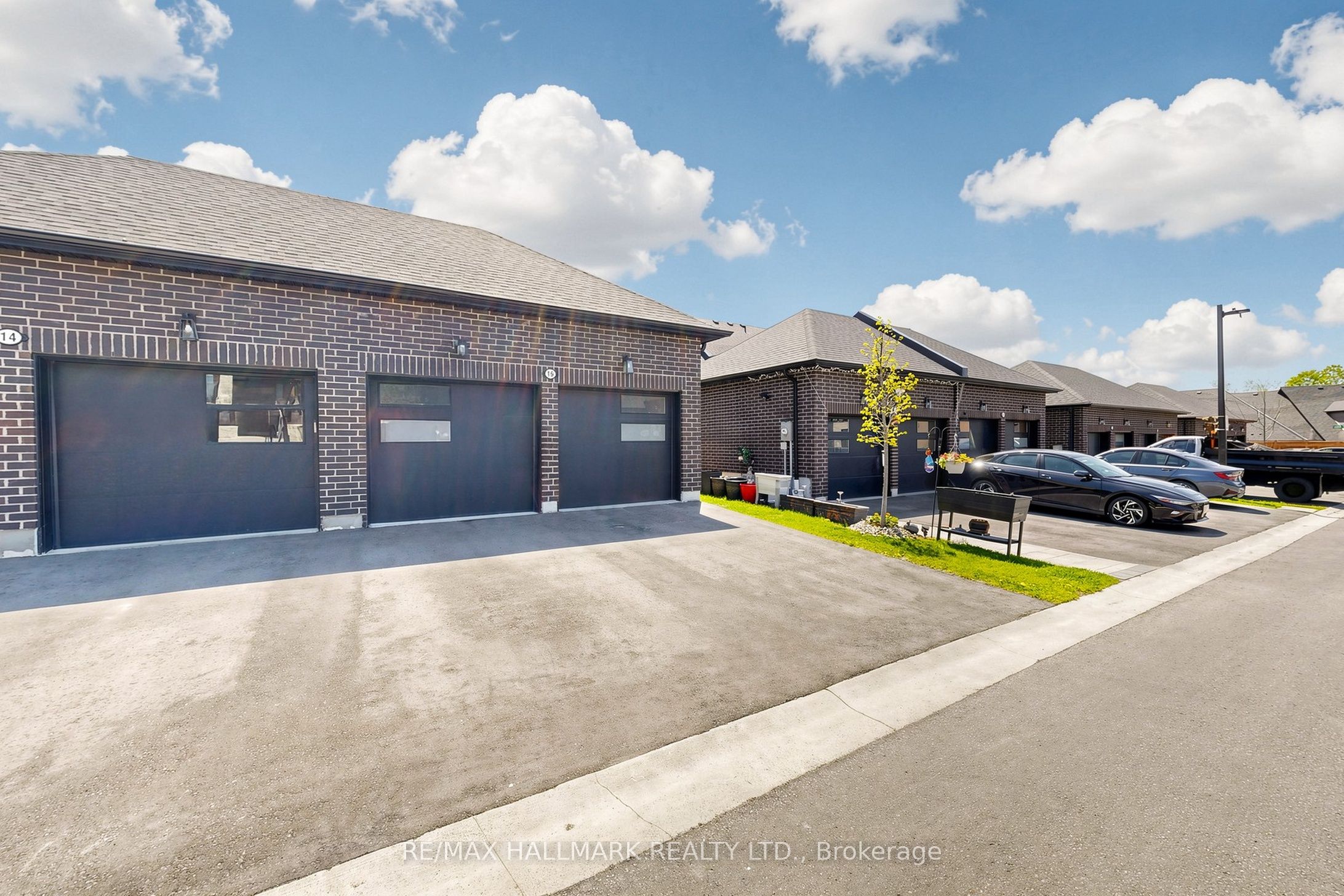 16 Vern Robertson Gate Property Photo 42