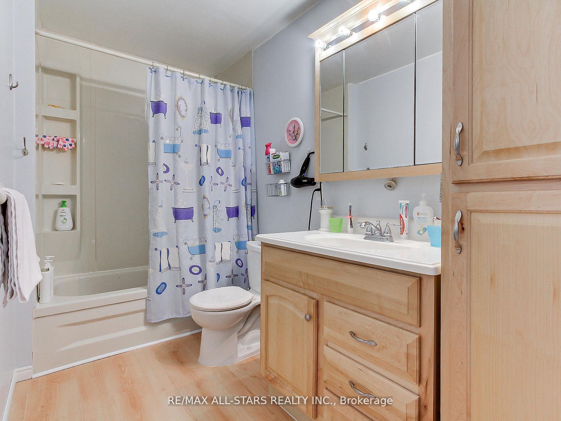 9 Riverglen Drive Property Photo 14