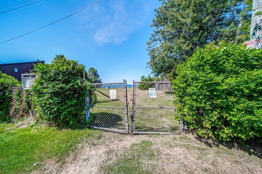 158 Beach Road Property Photo 6