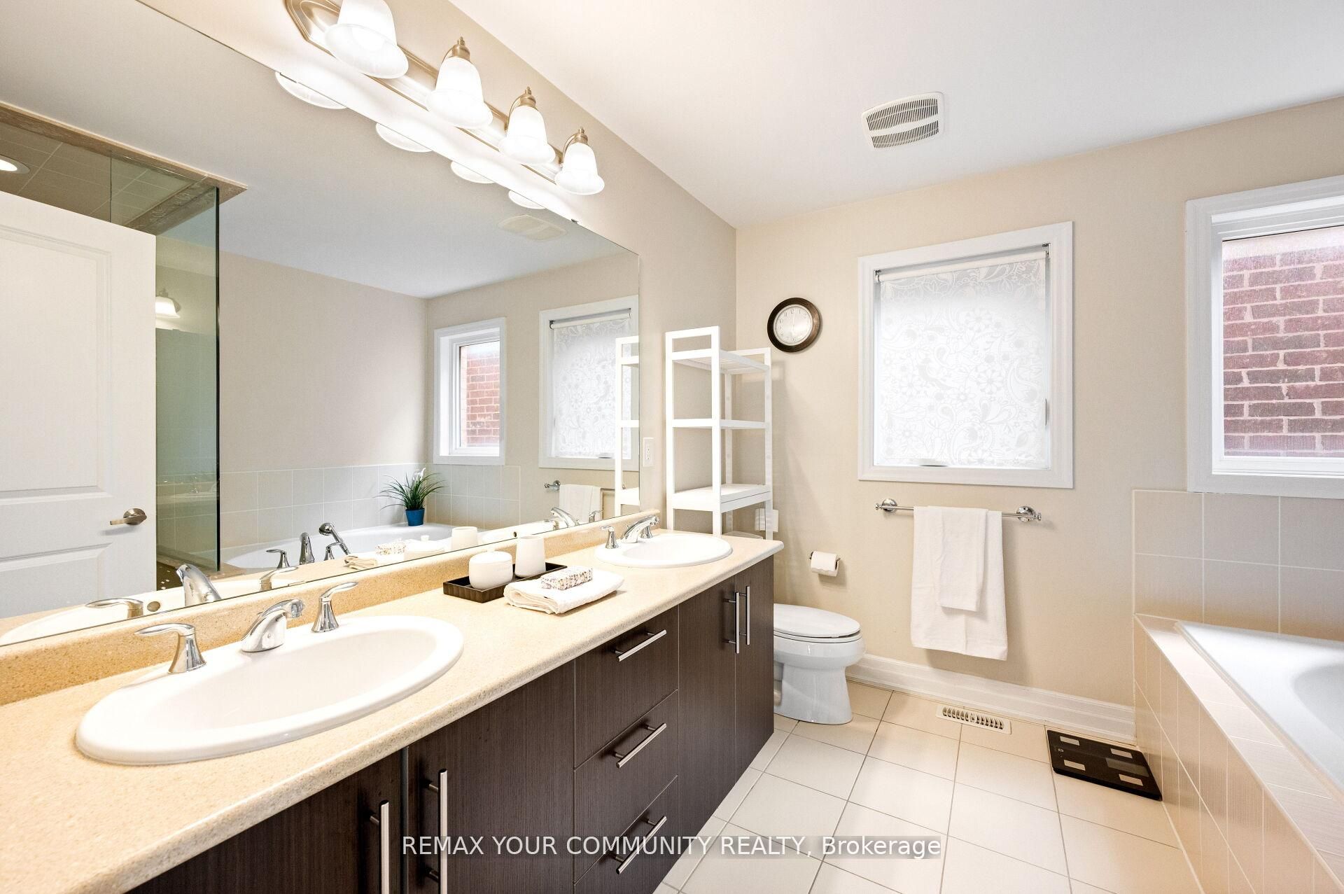 78 Alex Campbell Crescent Property Photo 19