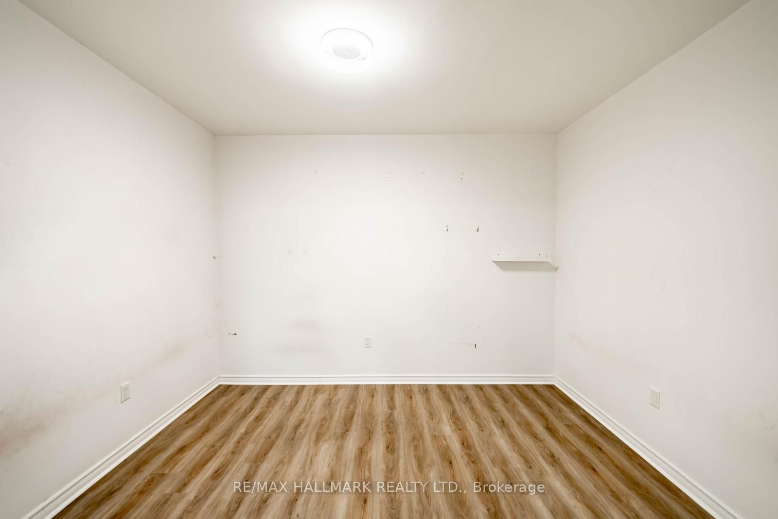 6393 Main Street Main Property Photo 20