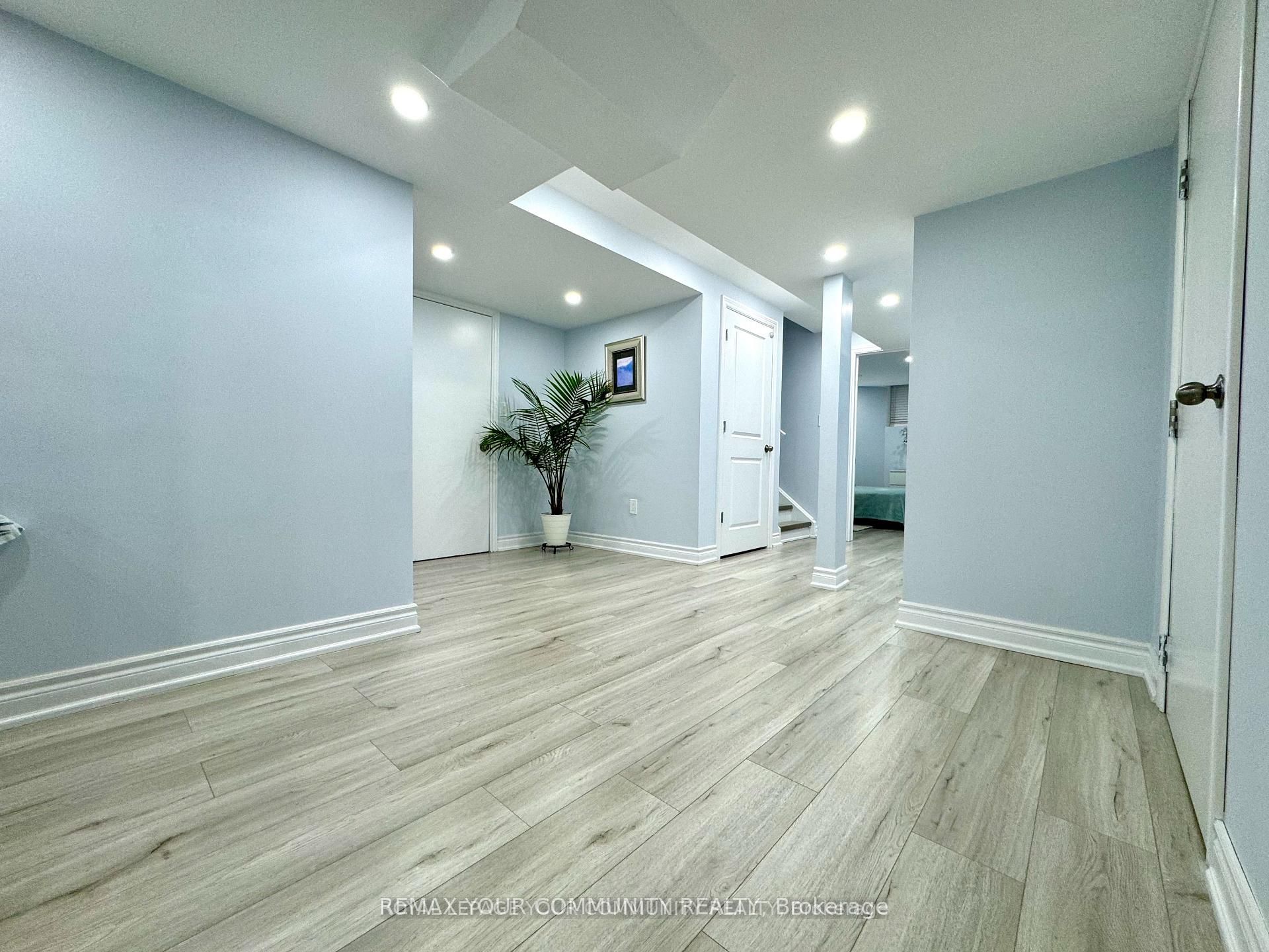 51 Cayton Crescent Lower Property Photo 13